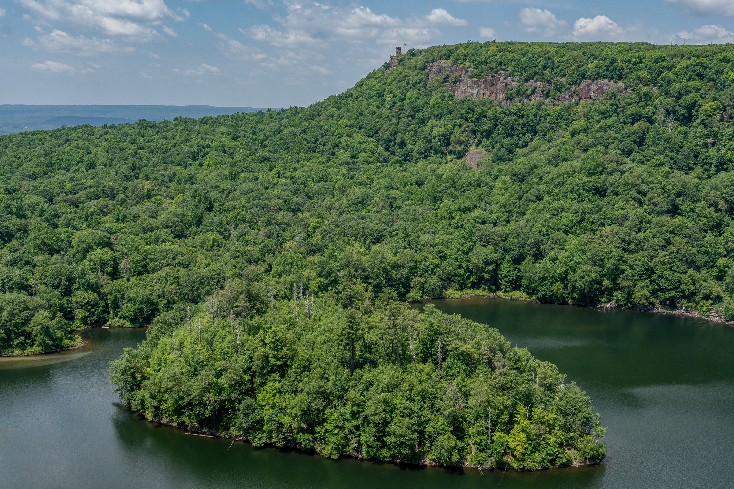 South Mountain Loop Trail in Berlin, CT: Reservoir Views and a Hidden Ridgeline