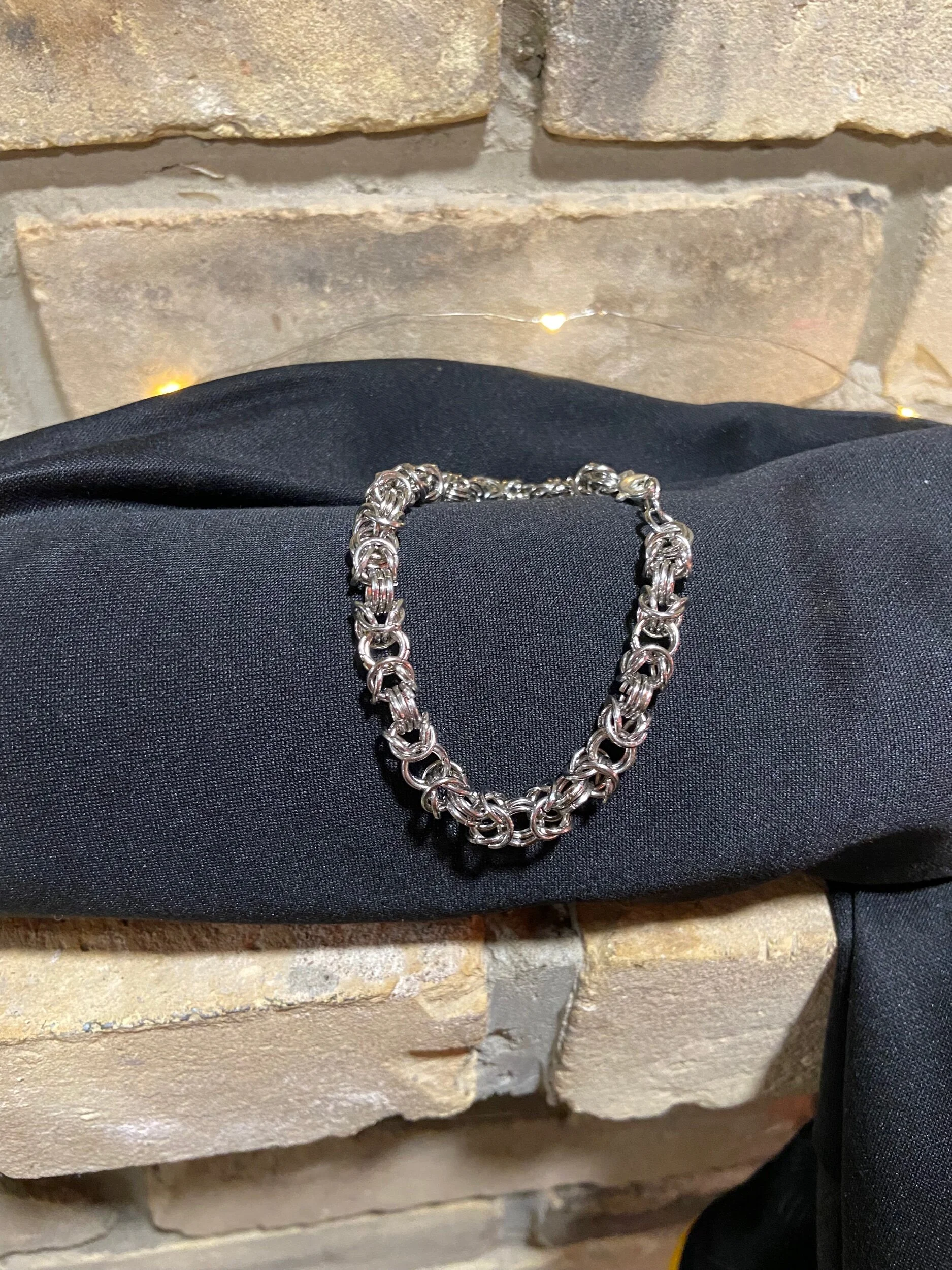 A6B46857-C741-4909-A6EC-DD32D489DE23