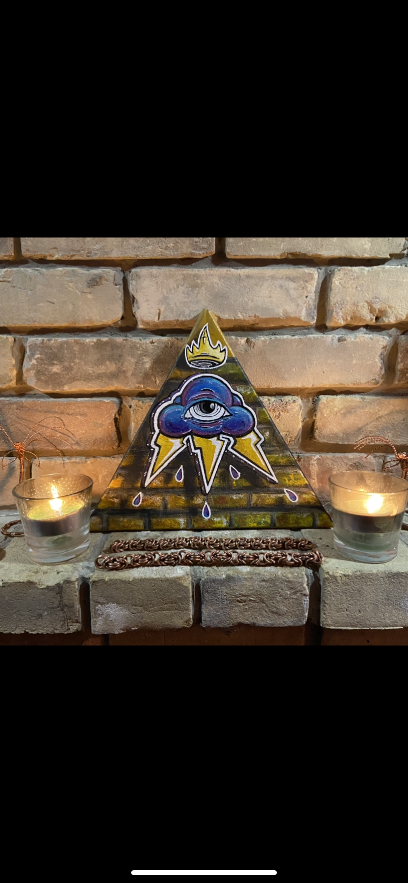 Pyramid eyeball flash painting