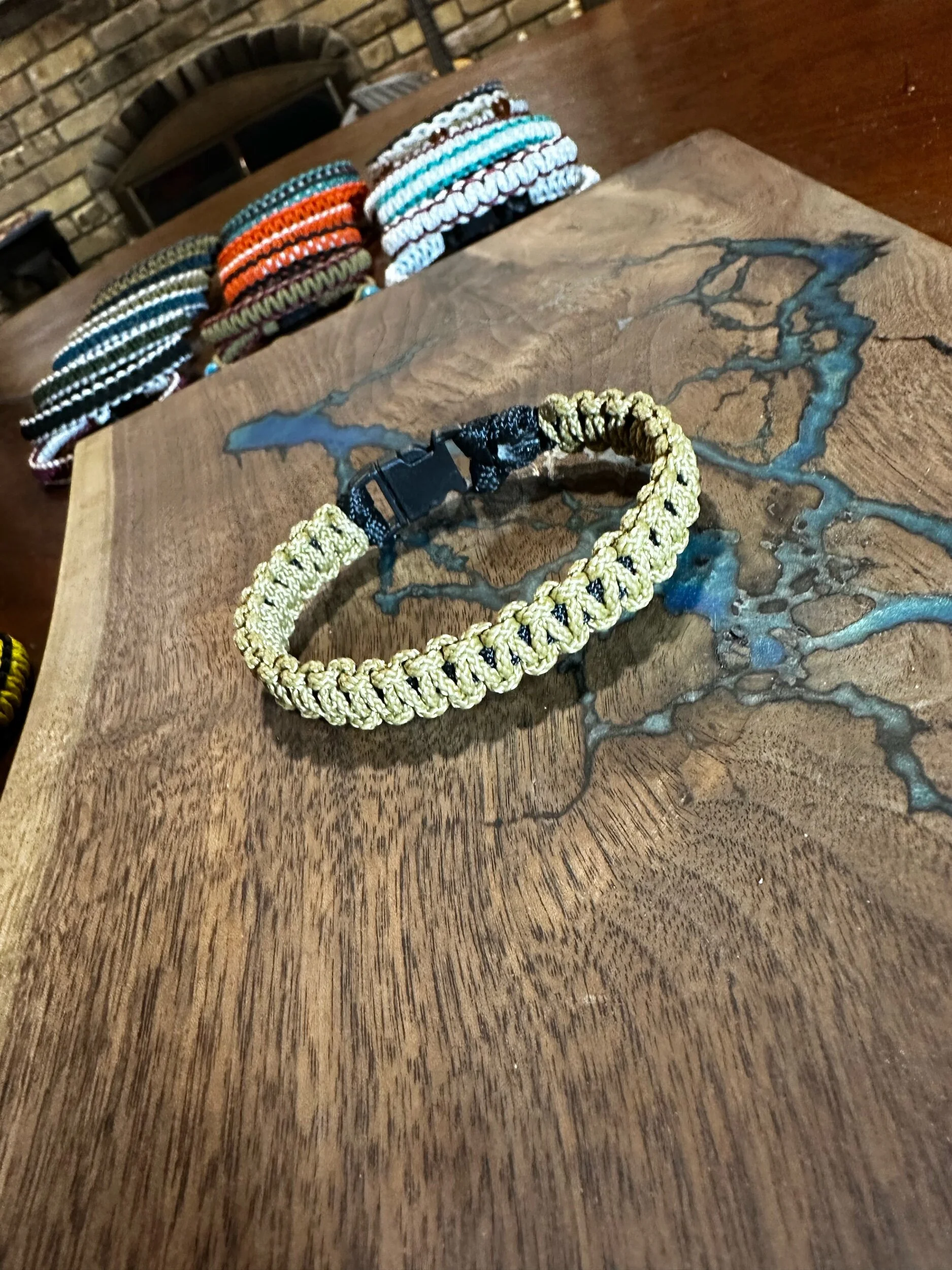 BBDB5E1F-1DED-4D9F-A0B4-DCDC8D3E3385