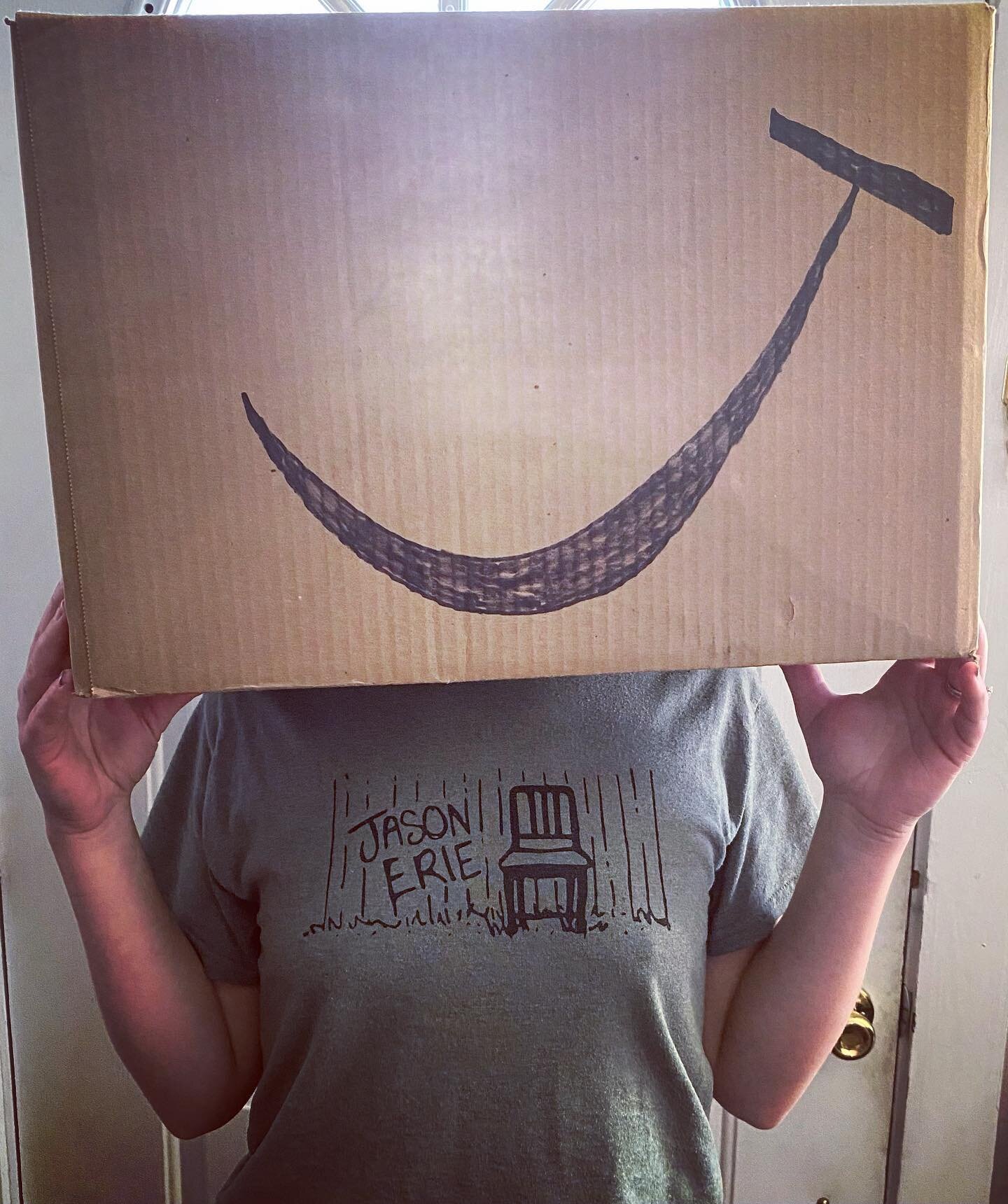 &ldquo;Amazon&rdquo; comes out tomorrow! Check it out #linkinbio thank you for the early love @music_mecca and #musiccitymike.
.
.
#newsingle #amazon #newsong #tinyfires #americanamusic #folkmusic #singersongwriter #jasonerie #jasoneriemusic #newrele