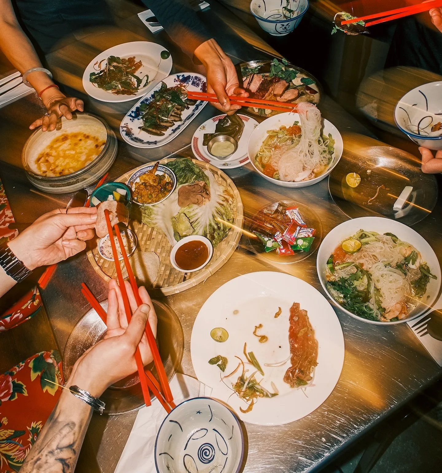 ICMY: the nomination deadline is extended so this is just a reminder to NOMINATE US for @vancouvermagazine&rsquo;s Restaurant Awards Reader&rsquo;s Choice in BEST OF CHINATOWN category 🏮 

We appreciate all the support and we can&rsquo;t wait to rep