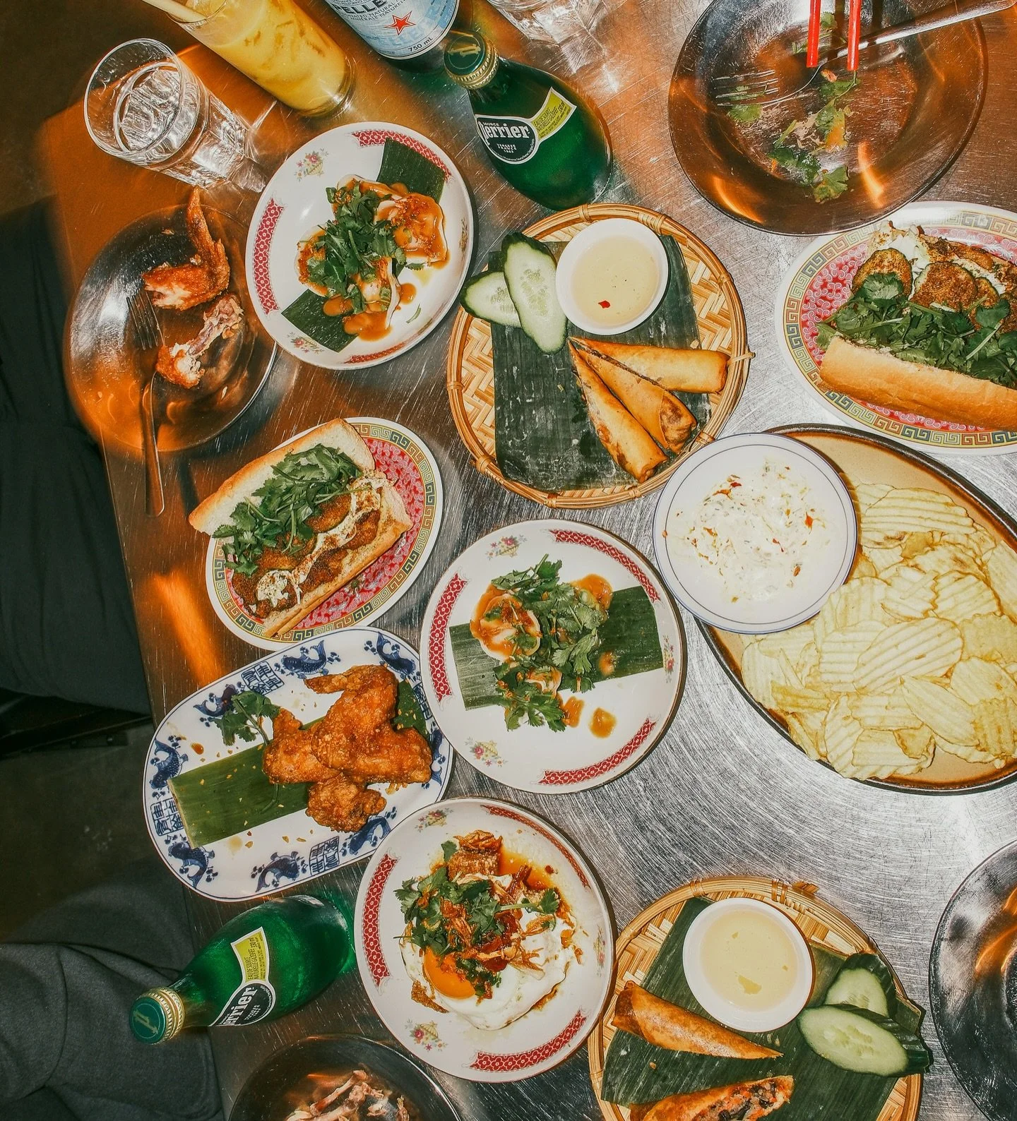 SNACK on SNACKS on SNACKS
Late night Happy Hours: Fridays and Saturdays at DD Mau Chinatown 9PM-LATE

Feat. @dickysdumps @dlchicken @icekeemshop and @perriercanada cocktail.

And @elrizzy on deck this FRIDAY 8PM!
Tell everyone! See you at DD Mau Chin