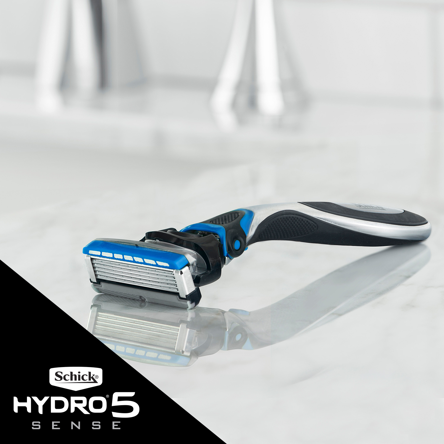 EPC_1226941_CP_MShave_Hydro5_Amazon_HYDRATELifestyle_Product_1_B.jpg