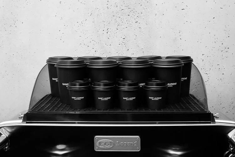 Saint Laurent tiene una nueva cafetería en el corazón de París