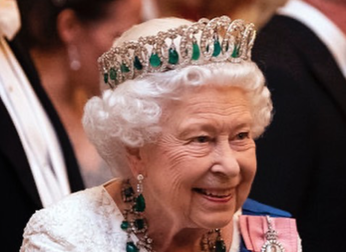 La Reina Isabel II abre vacante en el Palacio de Buckingham que podría ser para ti