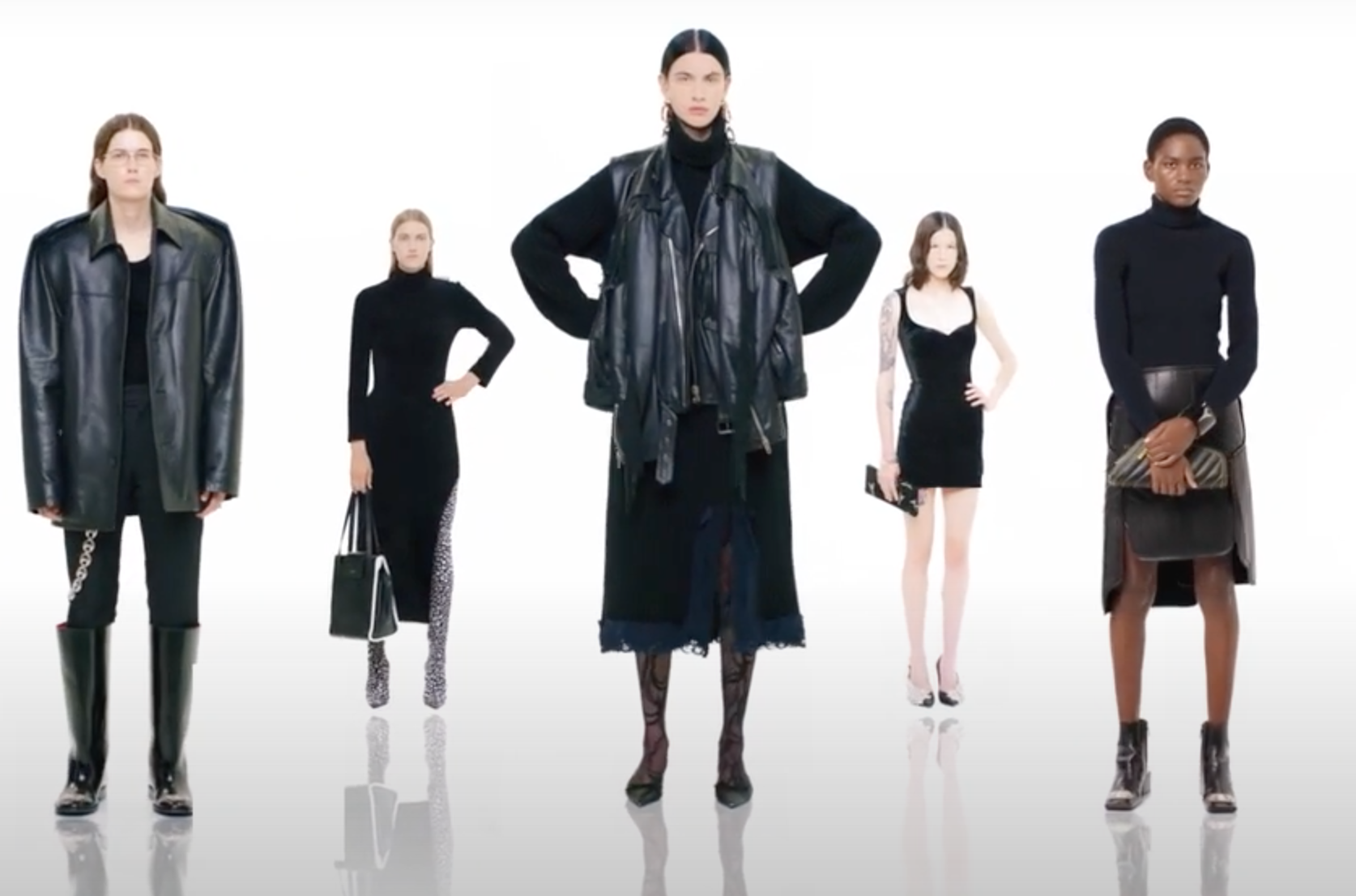 La nueva campaña de Balenciaga inspirada en Keeping Up With The Kardashians