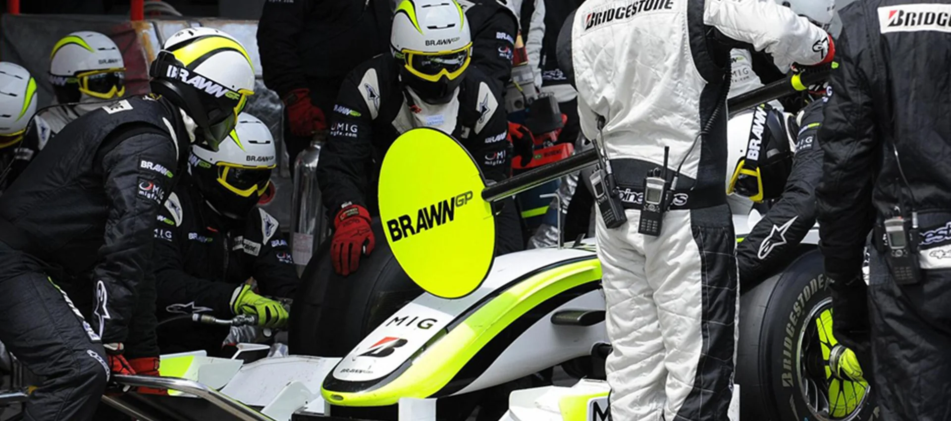 Ruroc RG1 | The RG1 used by F1 pit crews | Brawn