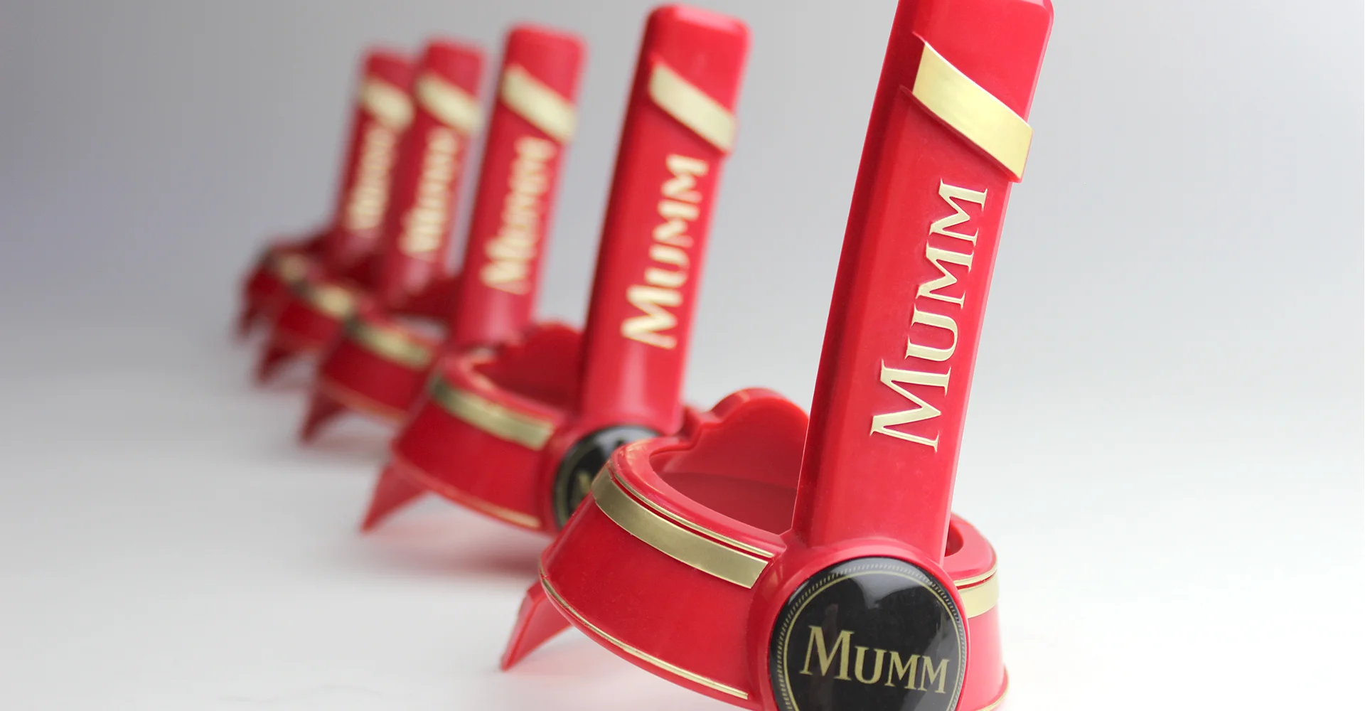 G.H.Mumm - connected bottle - production units - connected collar