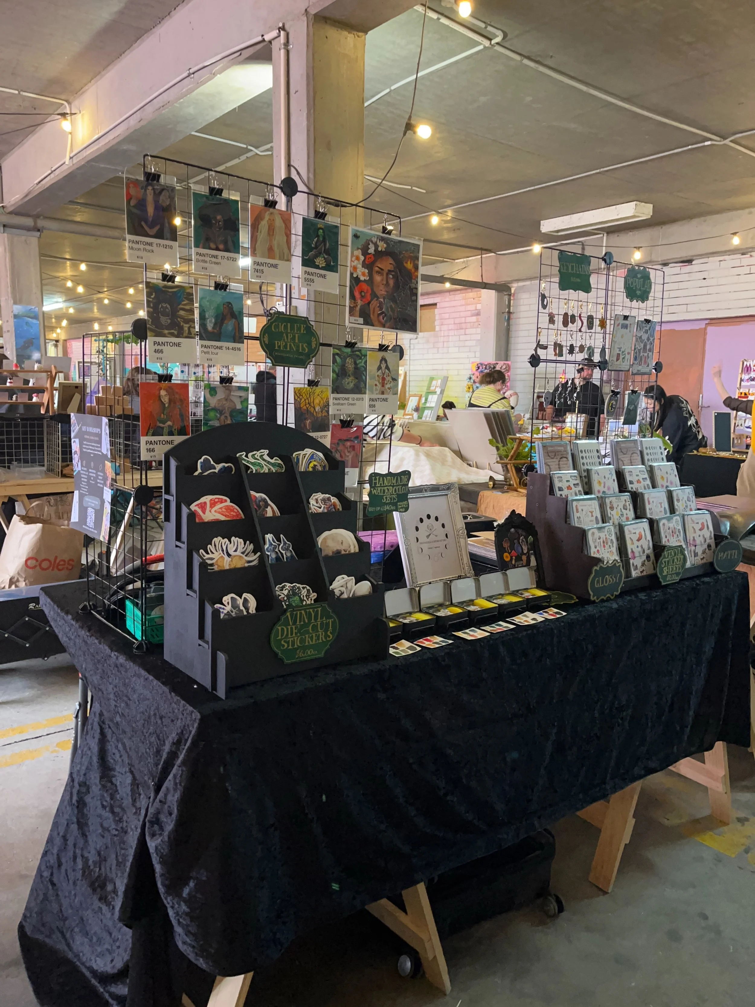 Here for the first time at the @coburg_makers_market today! Come say hello and check out all the amazing stalls!!!

#artistmarket #whatsoninmelbourne #coburgartistmarket #fantasyart #whimsicalartwork