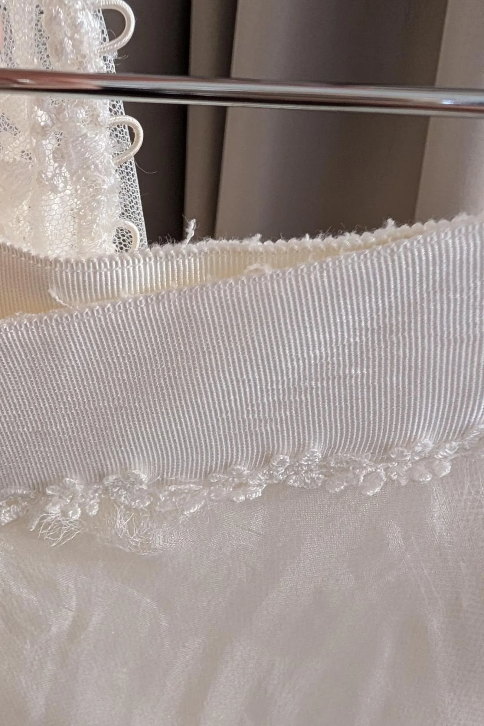 jesus-peiro-115-wedding-dress-buy-online-today-c.jpg