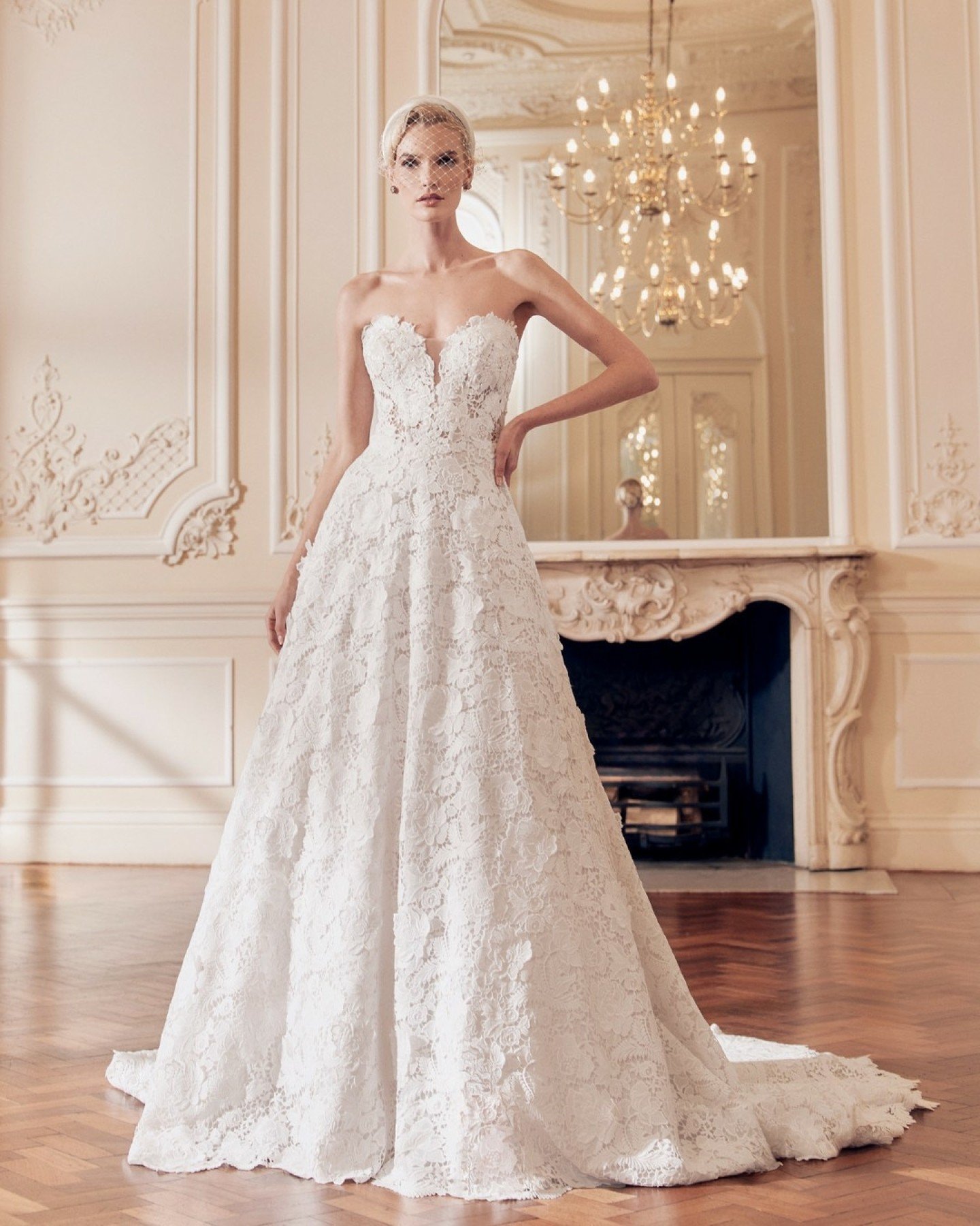 LIMITED TIME: ELLIS BRIDALS TRUNK SHOW

The Ellis Bridals Trunk Show brings in a selection of styles that we don&rsquo;t usually carry &mdash; lace, tulle, subtle sparkle and beautifully romantic details.

That&rsquo;s the beauty of a trunk show: mor