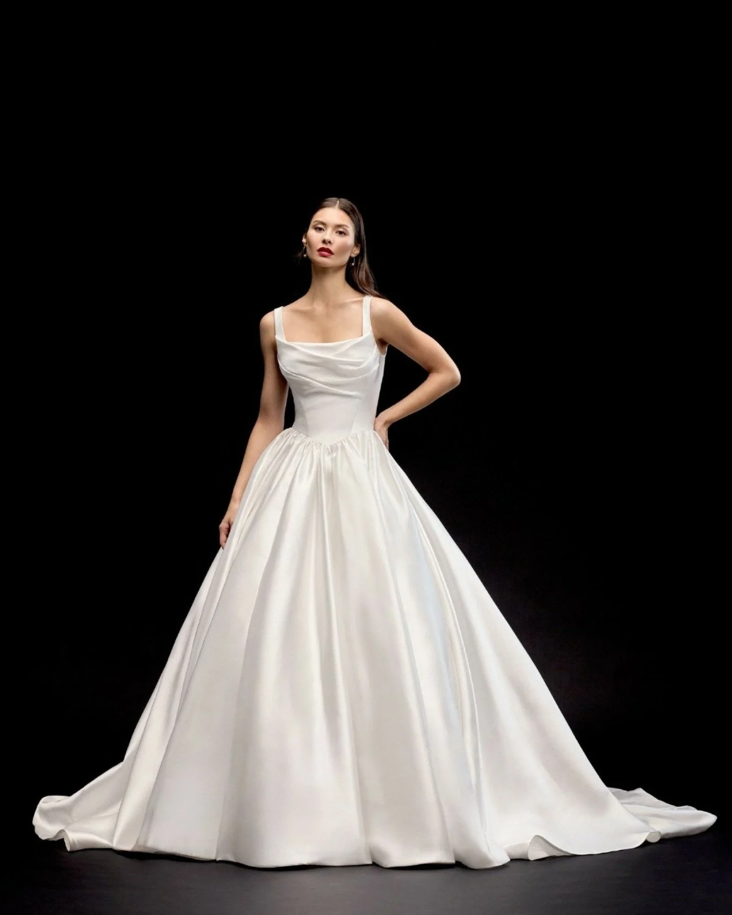 Dress: Maris
Designer: Justin Alexander Signature
Size: 12
Condition: Excellent
Was: &pound;2650 NOW: &pound;1295

Available Off-the-Peg at &amp; Wolf Bridal.
Over 100 designer wedding dresses available &pound;300&ndash;&pound;1500.
Book your appoint
