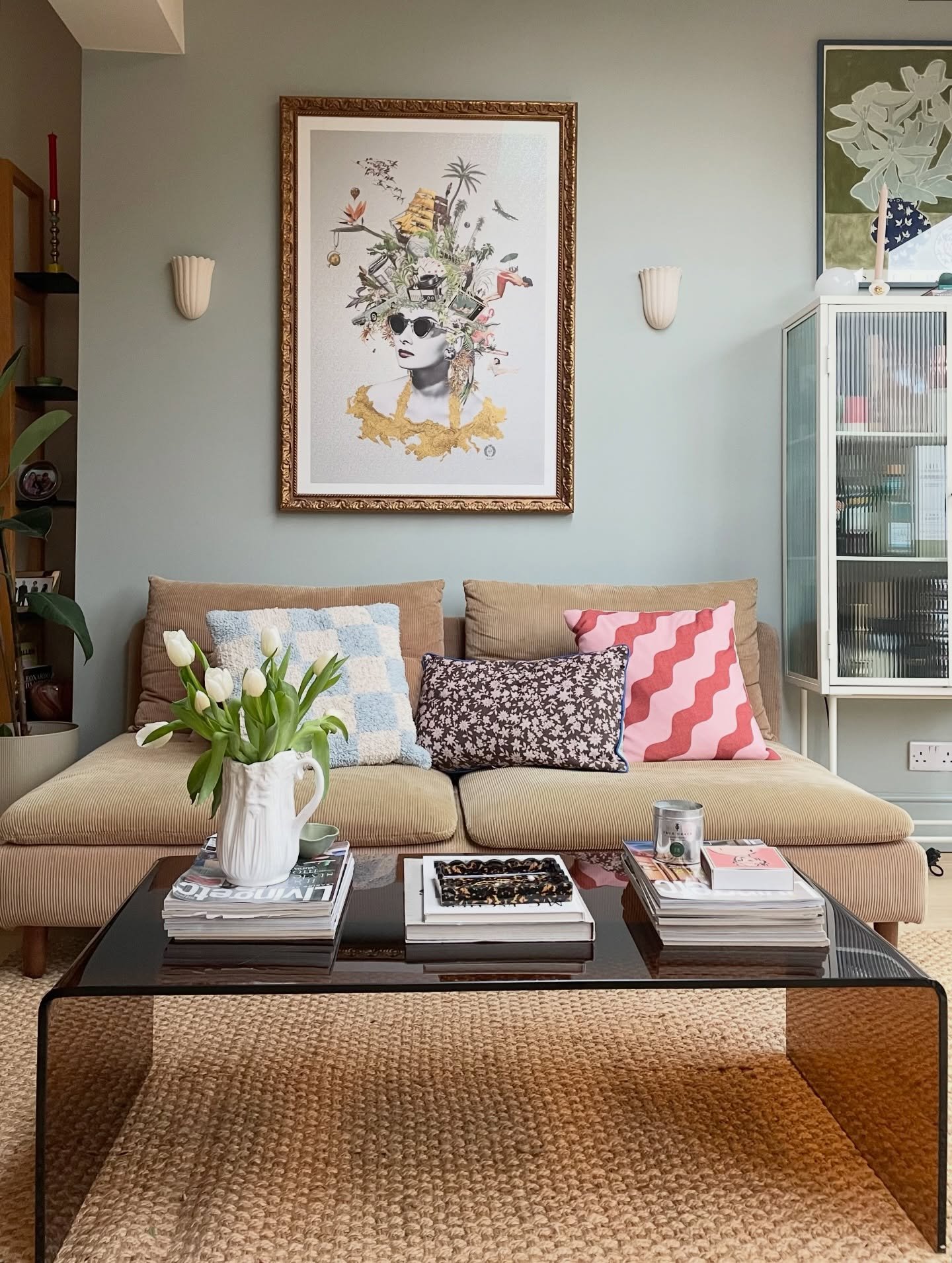 It&rsquo;s about time I posted to say HNY!! 

Some home shots. Trend or not I love how brown and caramel earthy tones, even in small doses add a more grounding and grown up feel to pastels, and I do love a pastel. my Sunday musings, hope you&rsquo;re