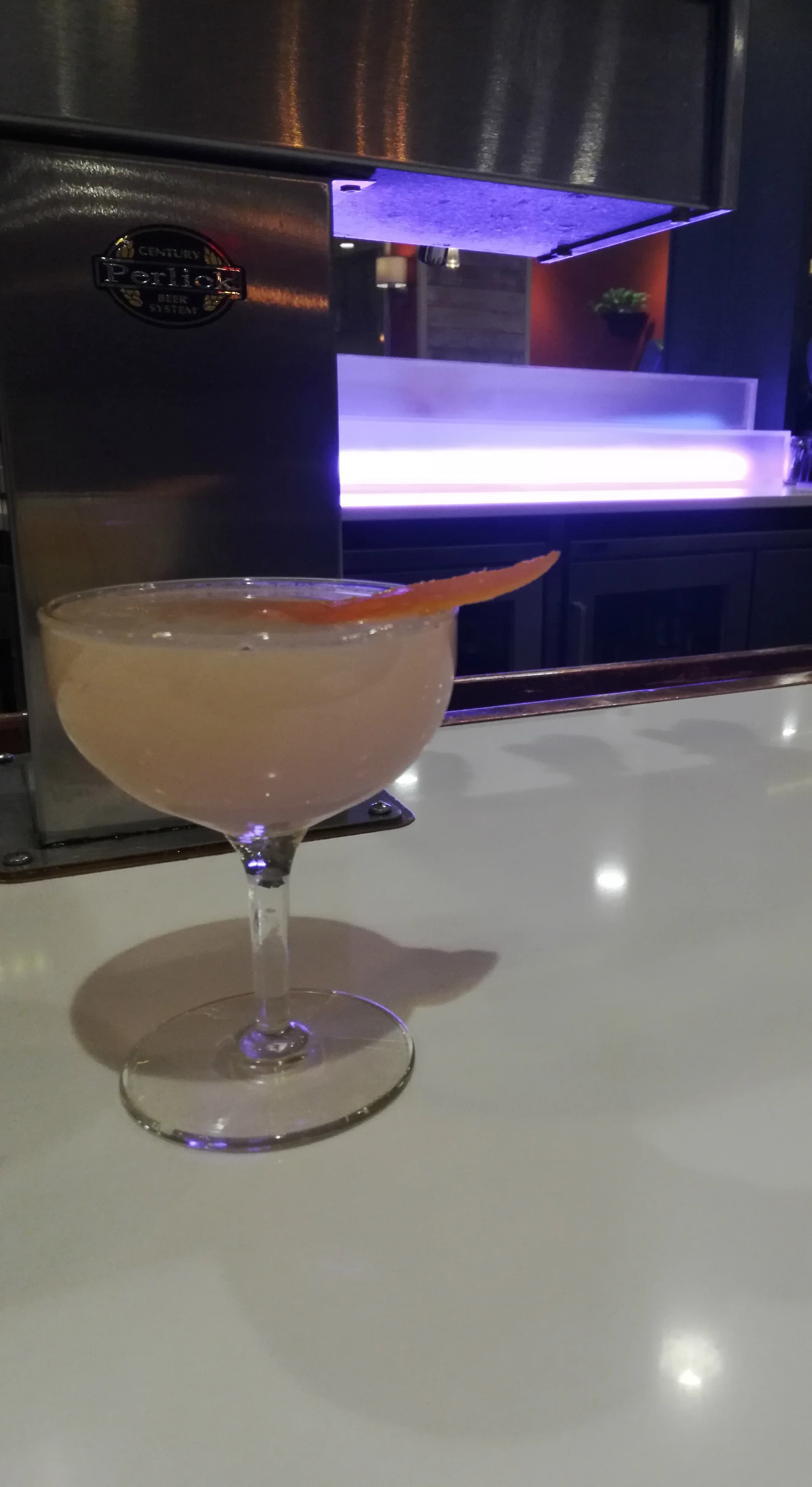 lamp of the gin cocktail
