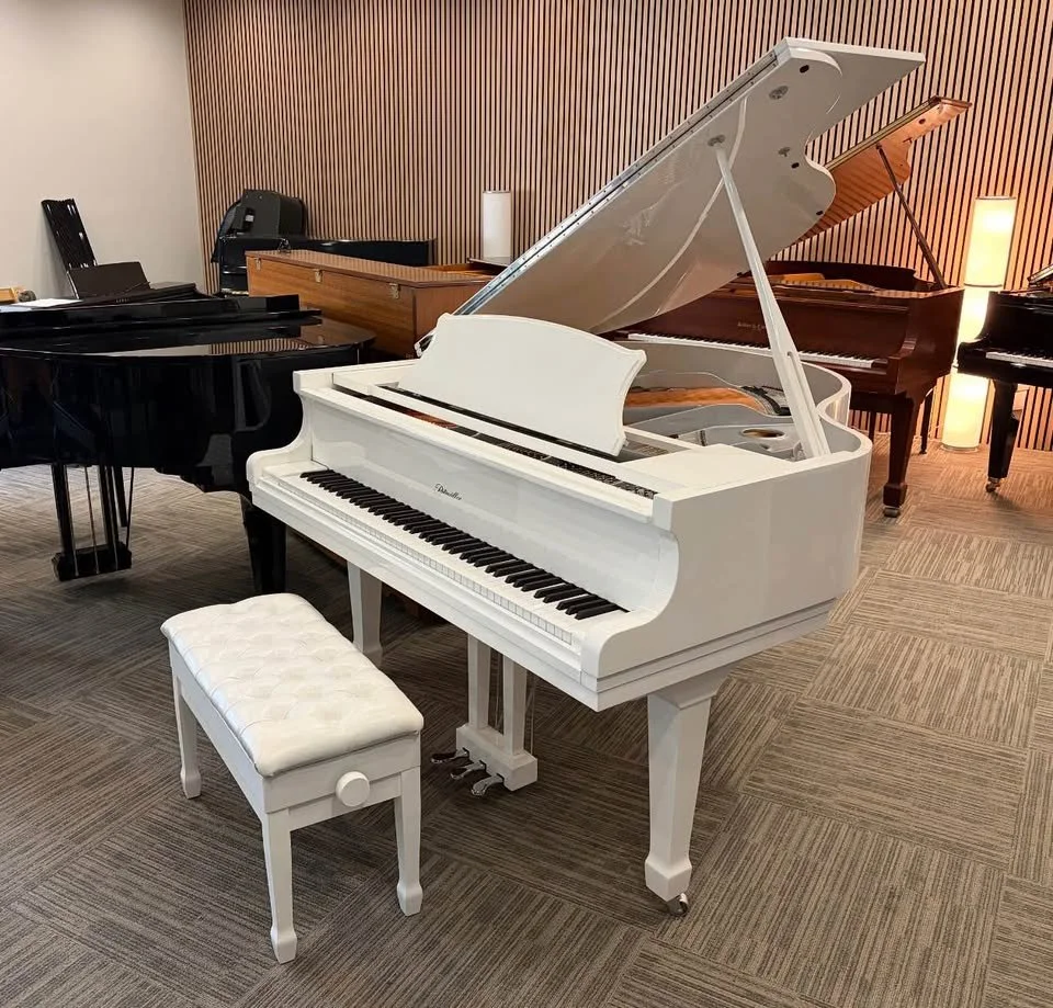 Ritmüller R8SP Baby Grand Piano (4'.11")