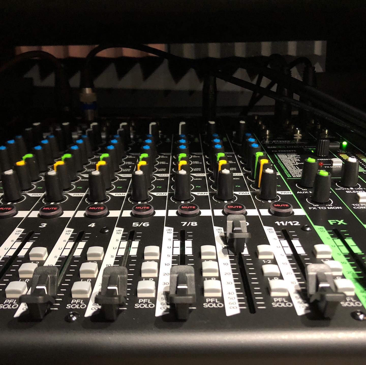 Room A新mixer新喇叭 🤑
New mixer and speaker for Room A, improved sound quality. Please come and try😉