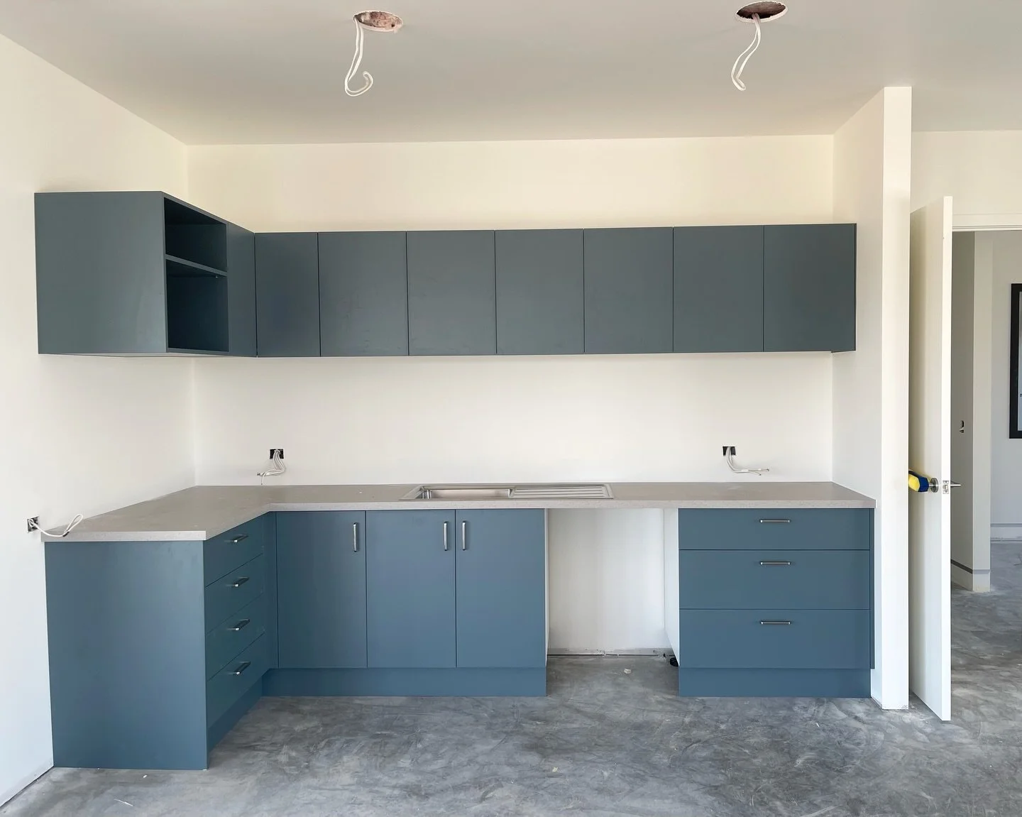 Kitchenette # 2 for the Cambridge Waste Water Treatment plant is done! ✅ 

Yesterday the team was onsite all day installing the lab cabinetry. Stay tuned, we&rsquo;ll be wrapping up this project in a few days time!

#newkitchenette #bespokejoinerynz 