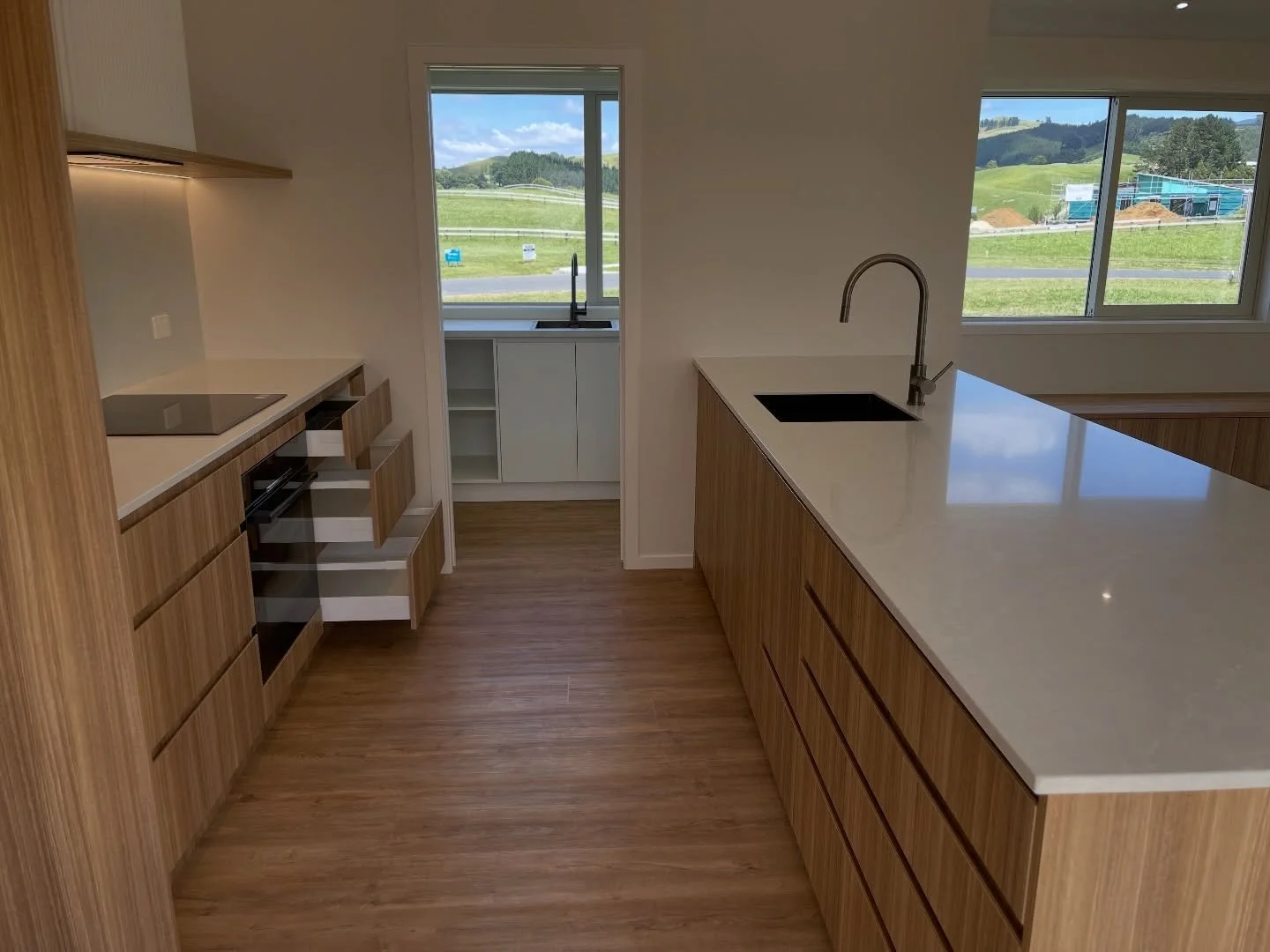 Details as promised from our last post.
Keeping up with the latest trends and materials, we create spaces that inspire and intrigue. 

&bull; Colour- @nzpanelsgroup Simply Eucalyptus, @dezignatek 45&rsquo; finger pull handles 
&bull;Range-hood- @dezi