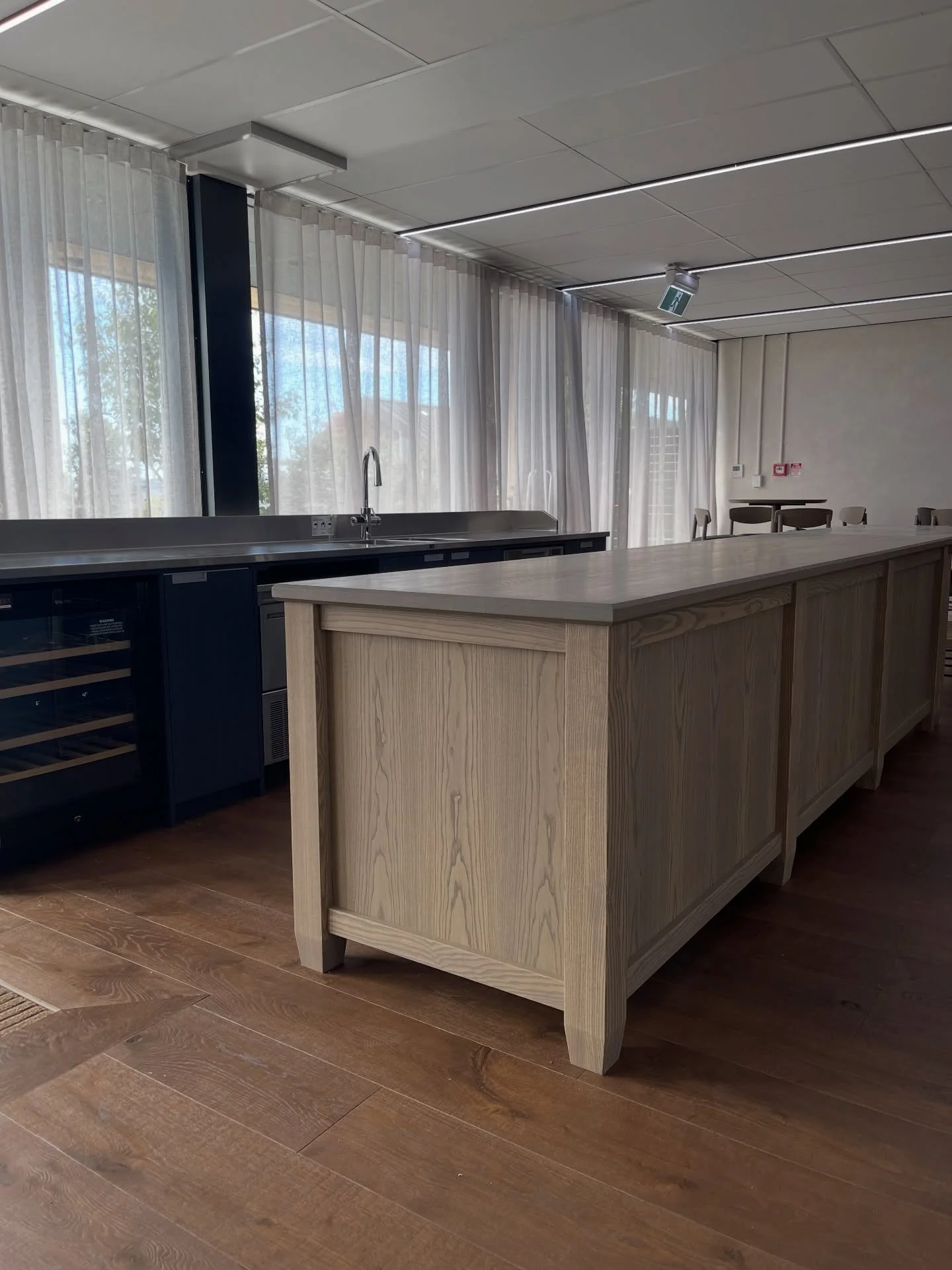 Lakeside Good Fellows bar and lounge:

&bull; Colour - @laminexnz Melteca Char Blue organic 
&bull; Handles - @archant.ltd Wanstead 
&bull; Bench-top and Veneer - Solid Ash and veneer @rubiomonocoatnz 
&bull; Drawers - @blumnewzealand Merivobox 
&bul
