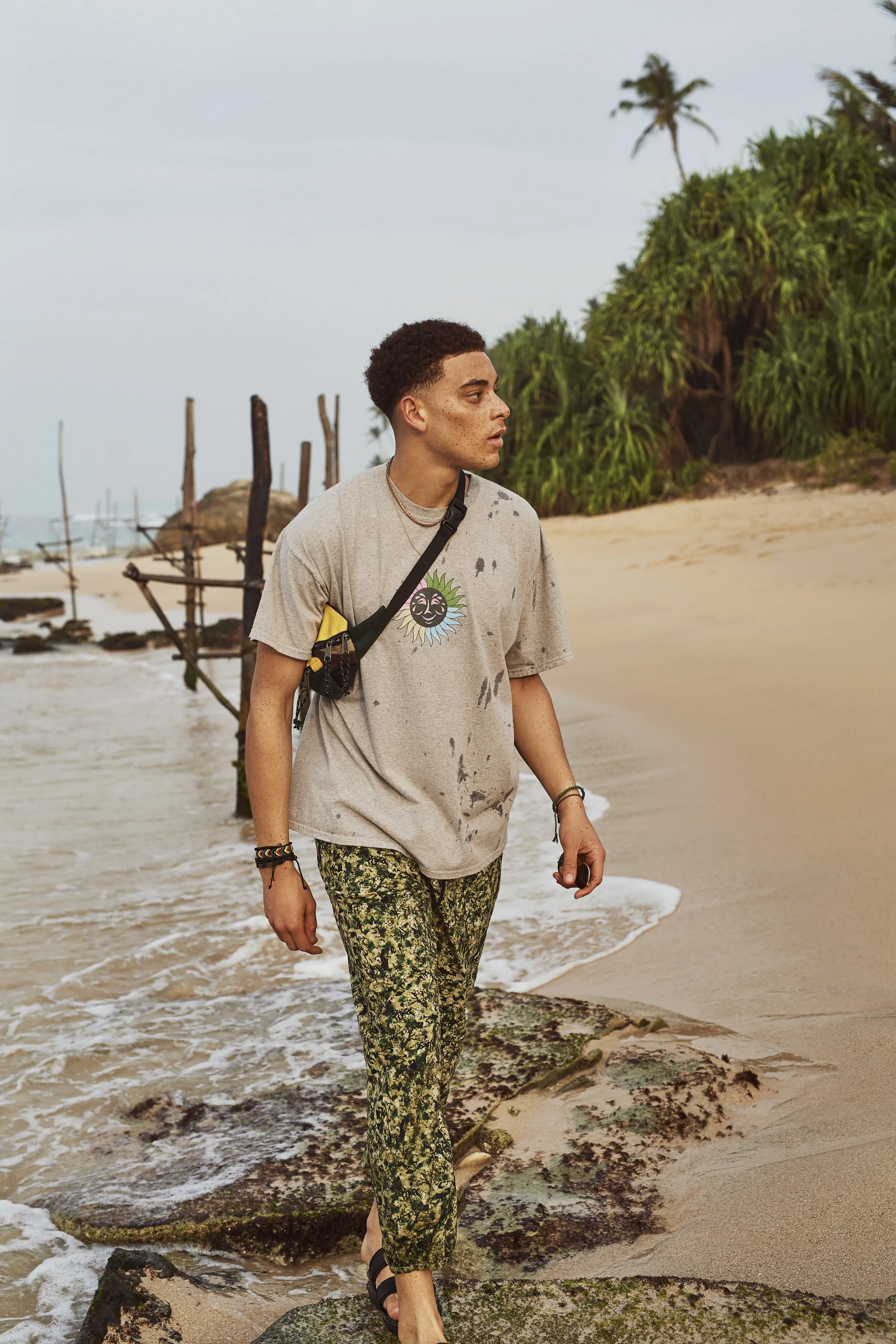 UO_SL_W3_W4_OUTFIT_01_210.jpg