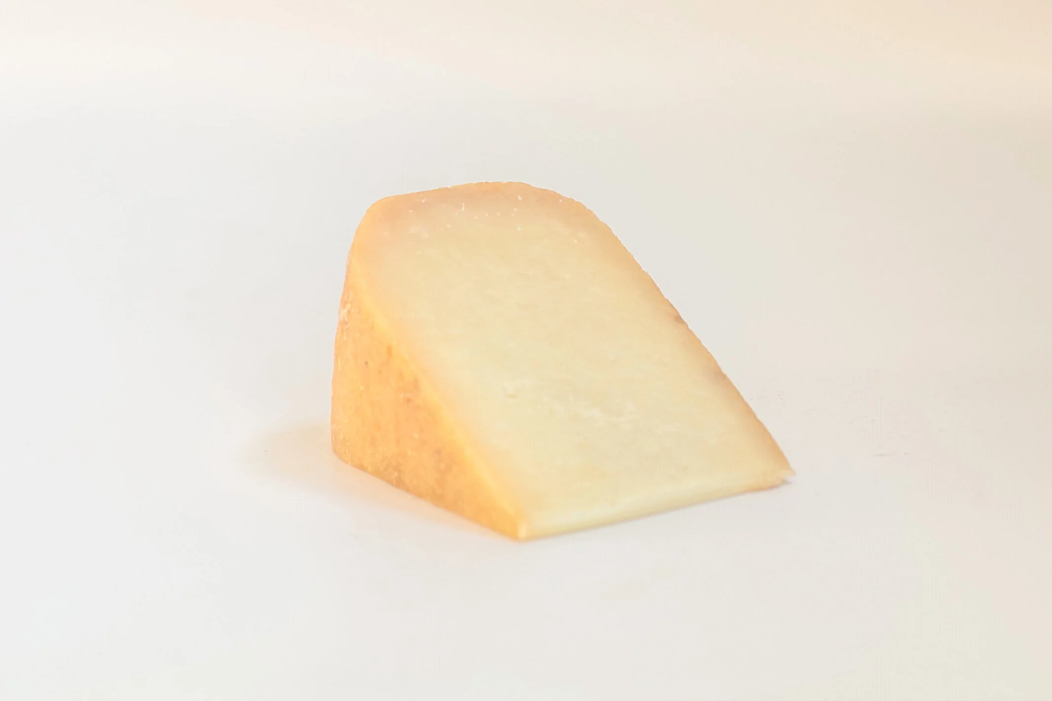 _FLG_RESERVE_wedge_white1%281%29.jpg