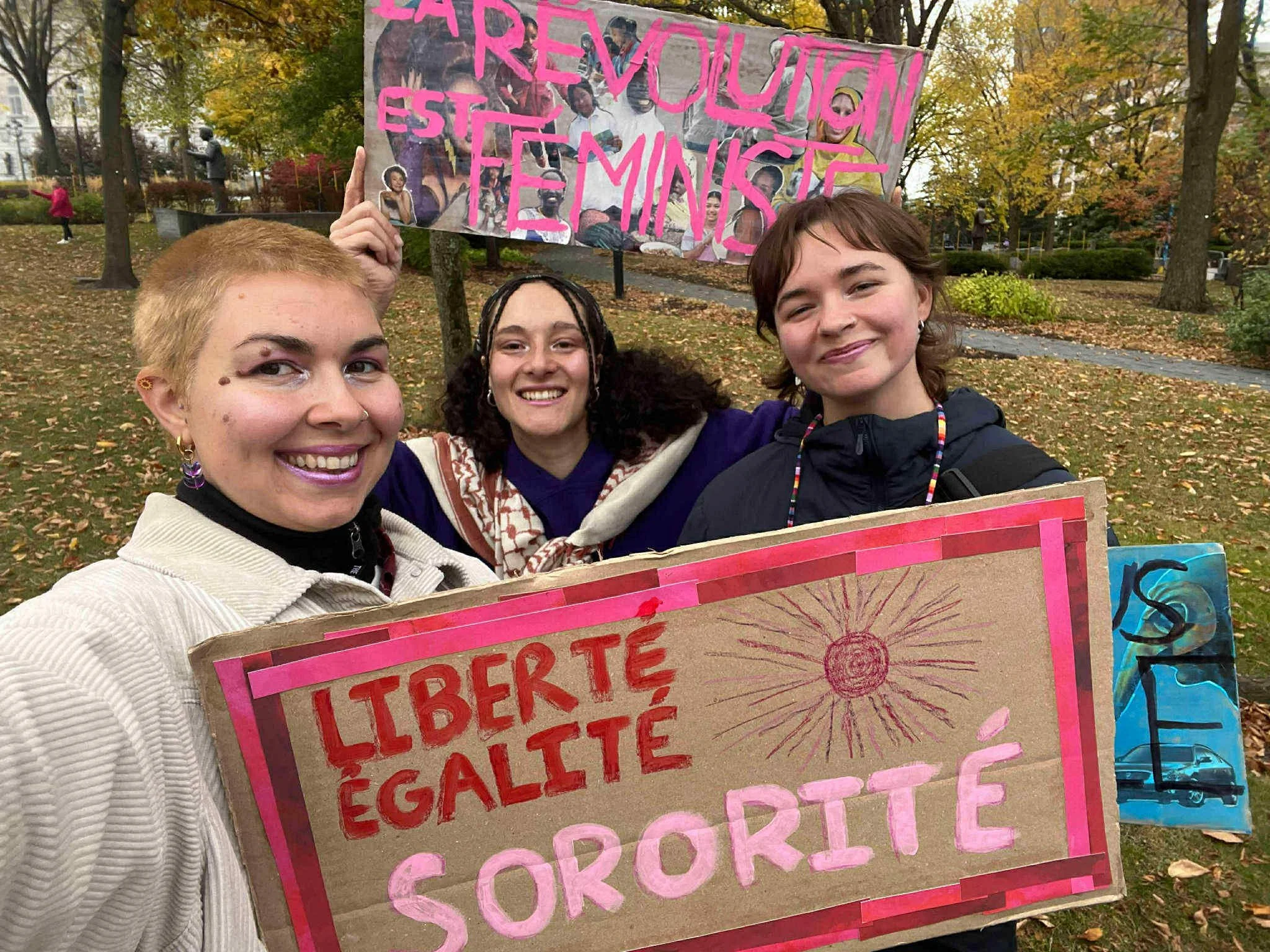 Dignité, solidarité et respect : Katalizo à la Marche mondiale des femmes 2025 à Québec