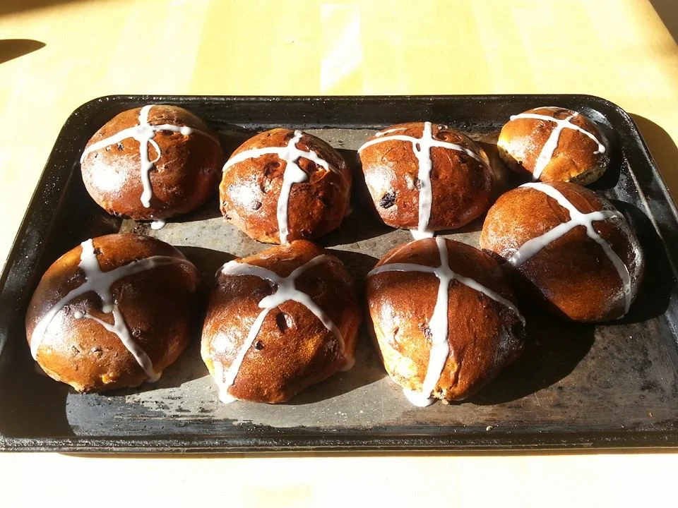 Hot Cross Buns.jpg