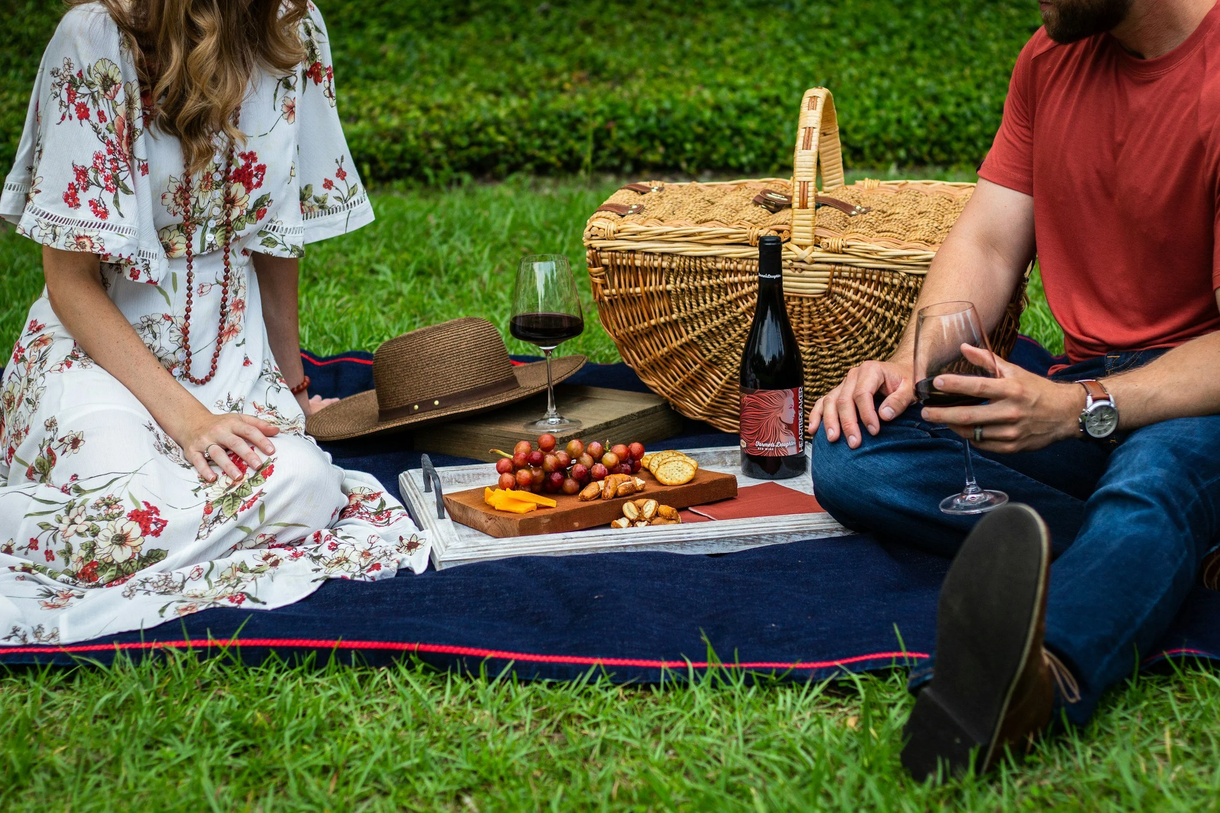 A Guide to Romantic Places to Stay in Eatonton for Anniversaries and Proposals