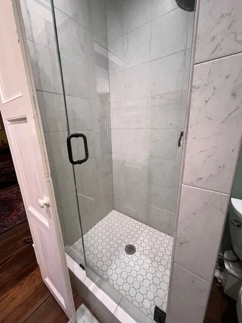 Dot 2 Dot Bathroom 2.JPG