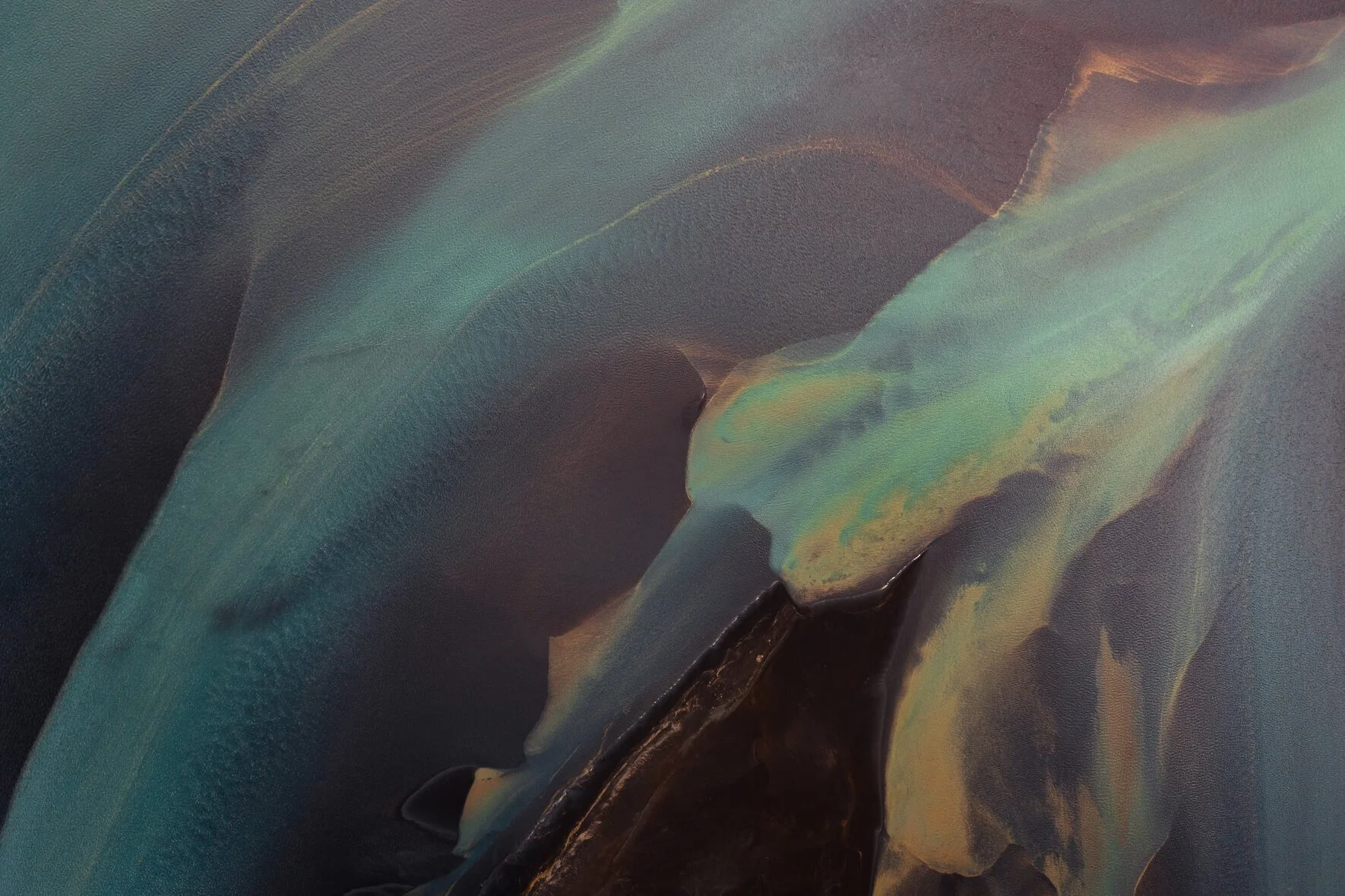northlandscapes-iceland-chromatic-flow-02.jpg