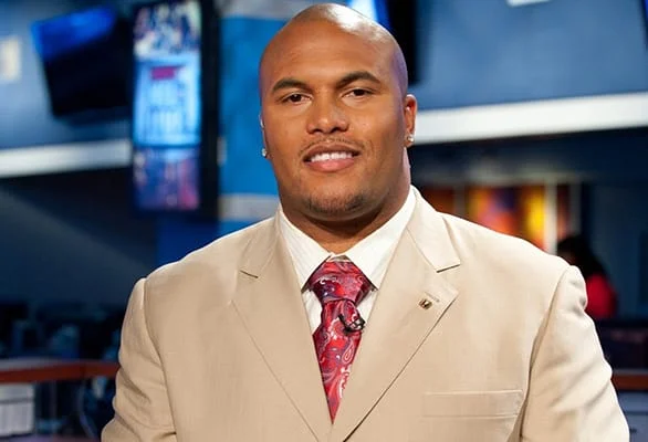 Photo of Antonio Pierce