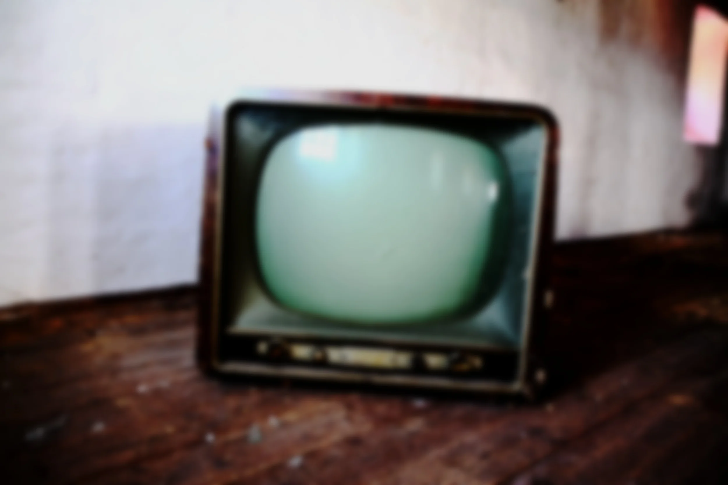 abandoned-antique-close-up-333984.jpg