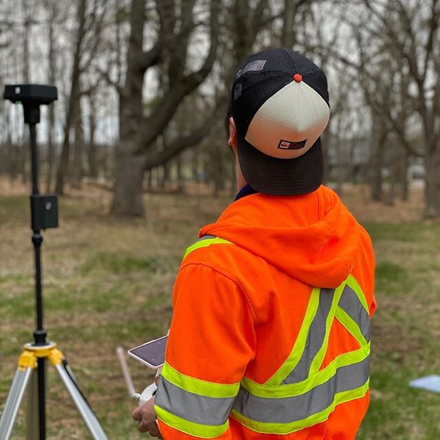 Flight plan ✅
RTK System ✅
Dumbass orange sweater ✅
Social distancing ✅
#dji #rtk #survey #surveying #dronesurvey #dronegis #gis #dronelife #pilot #safetyfirst #thinksafety #thinkoutsidethebox #phantom #phantom4 #entrepreneur #entrepreneurlife #yeet