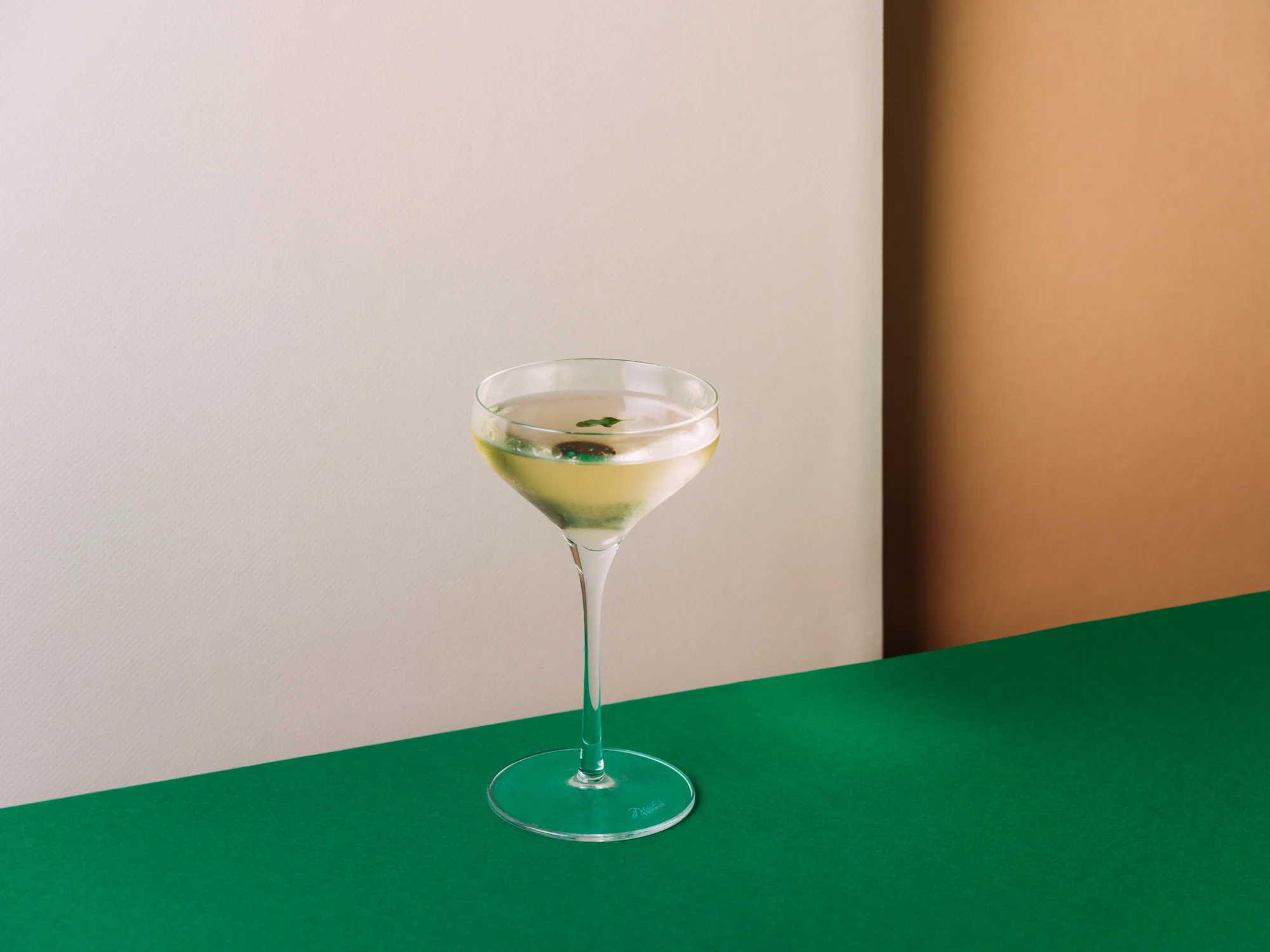 Mister Paradise Cocktail Photography