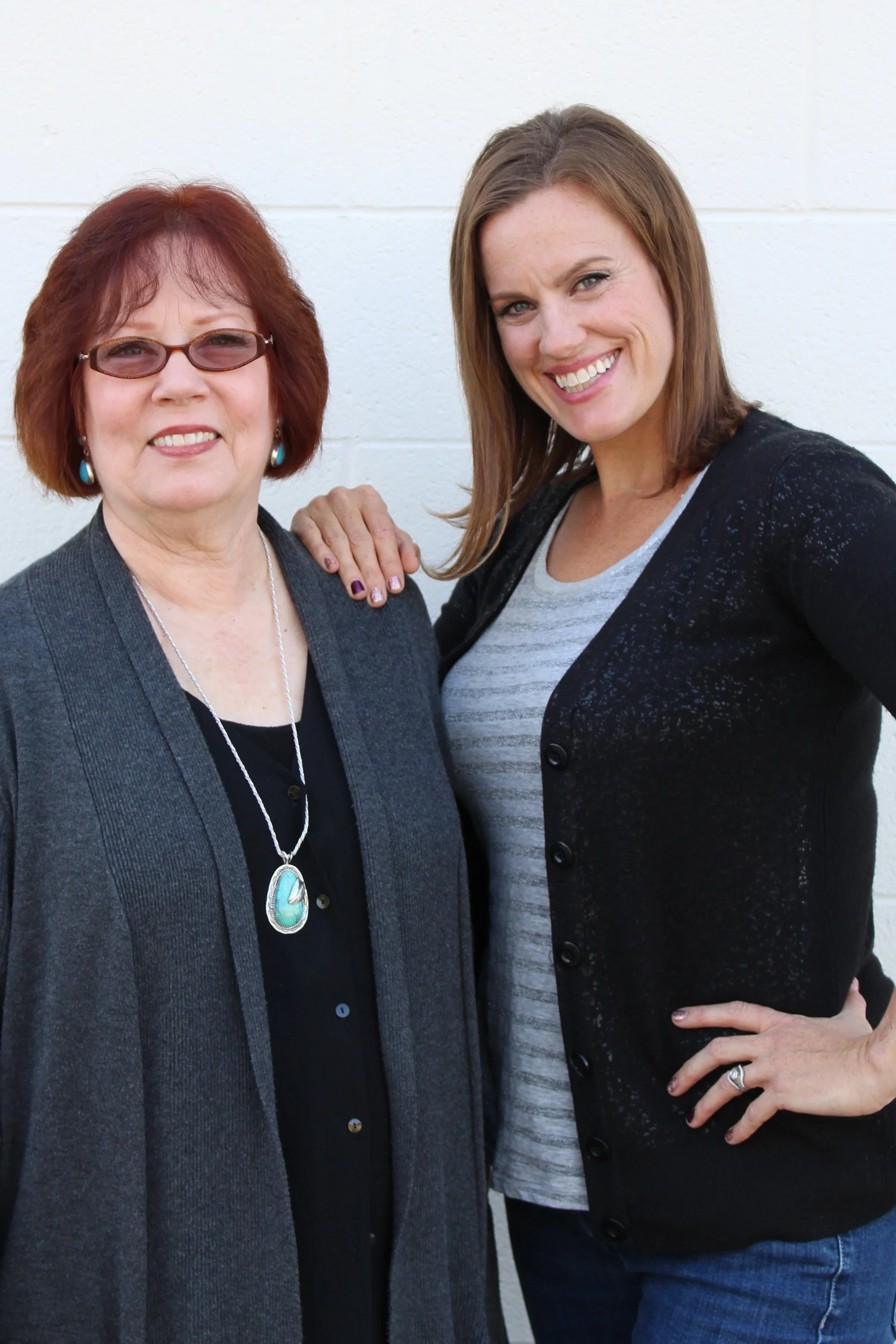 image+of+Julie+and+Amanda.jpg