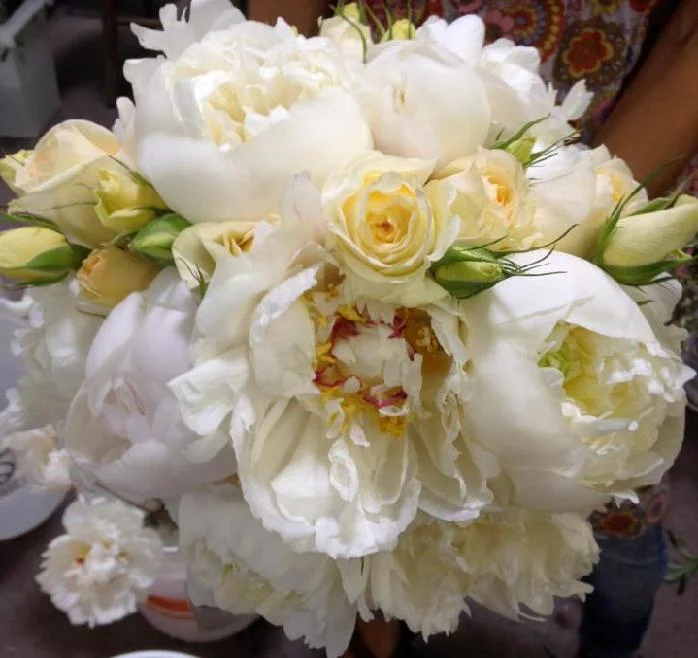 rose and peony wedding bouquet