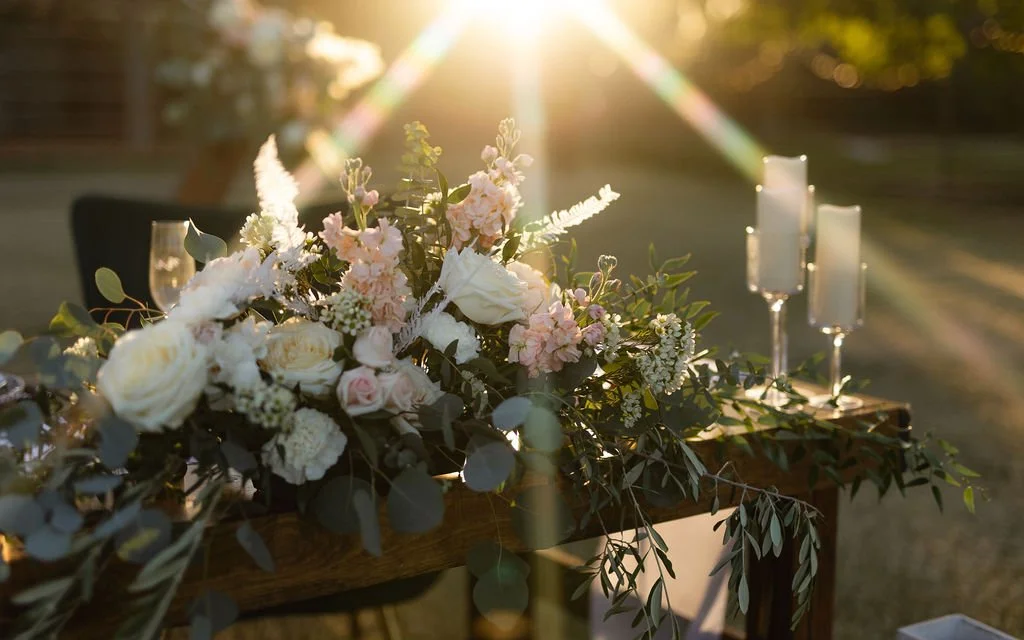 White and Blush sweetheart table design