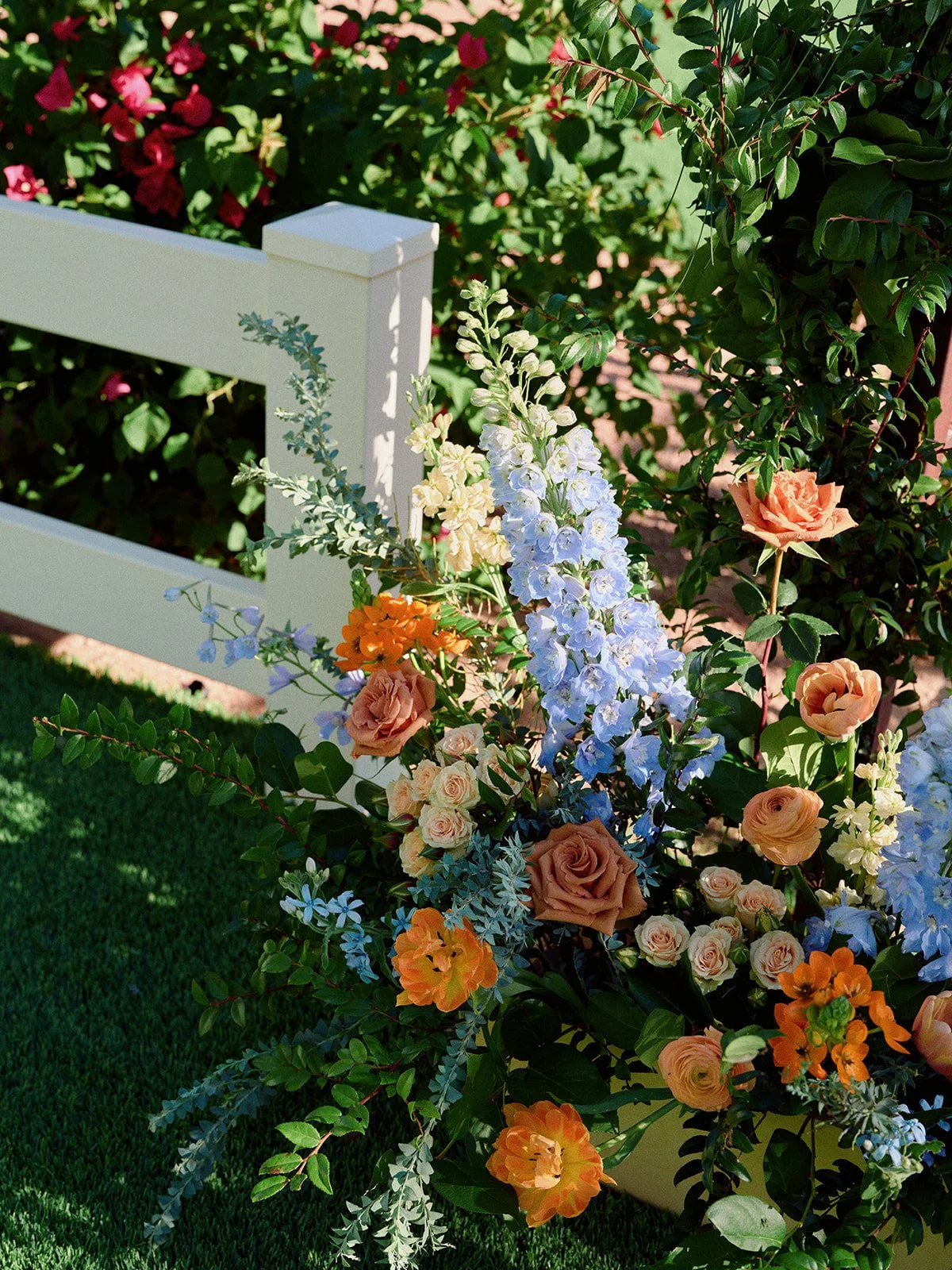 Ceremony garden-style flowers