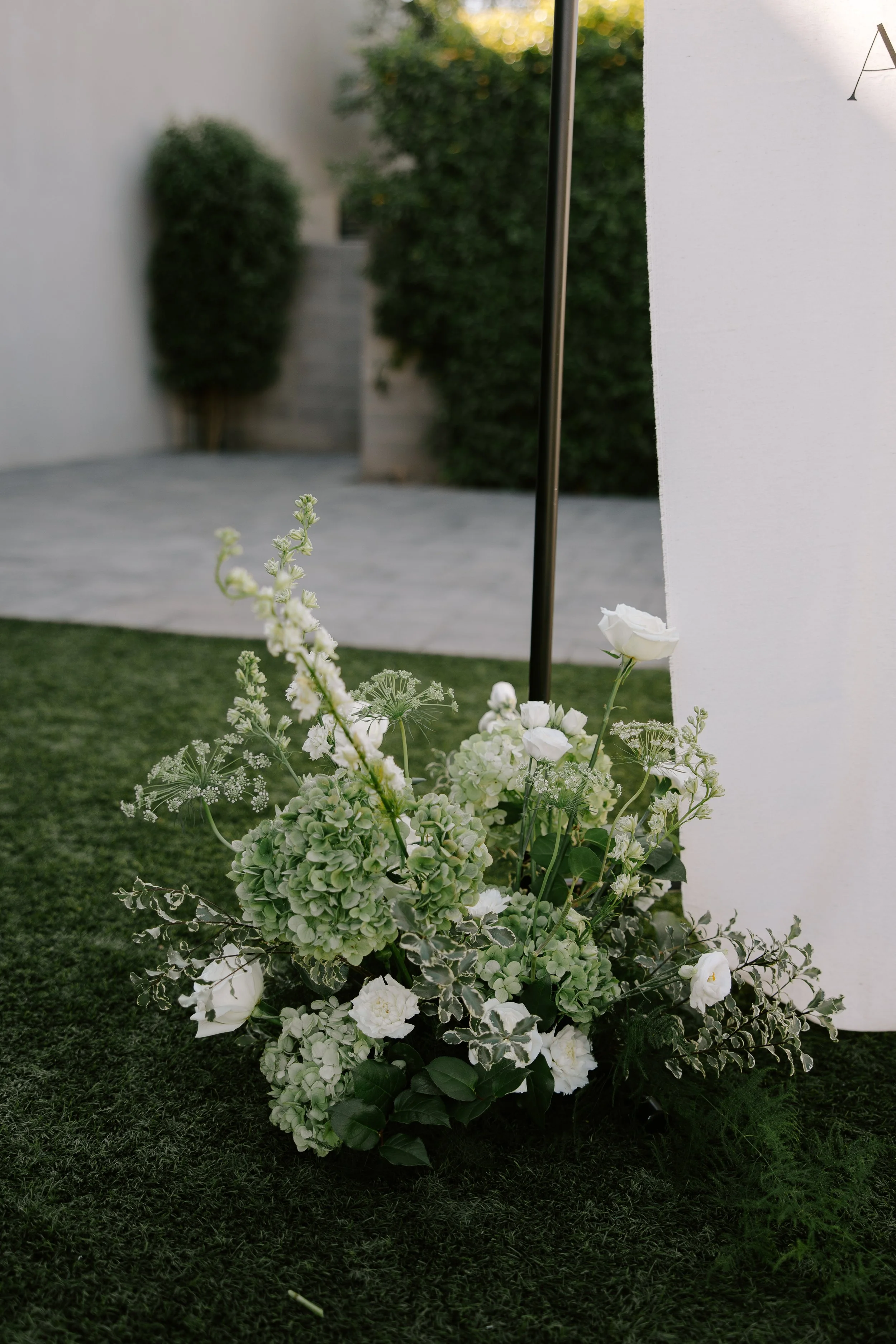 Welcome sign floral design