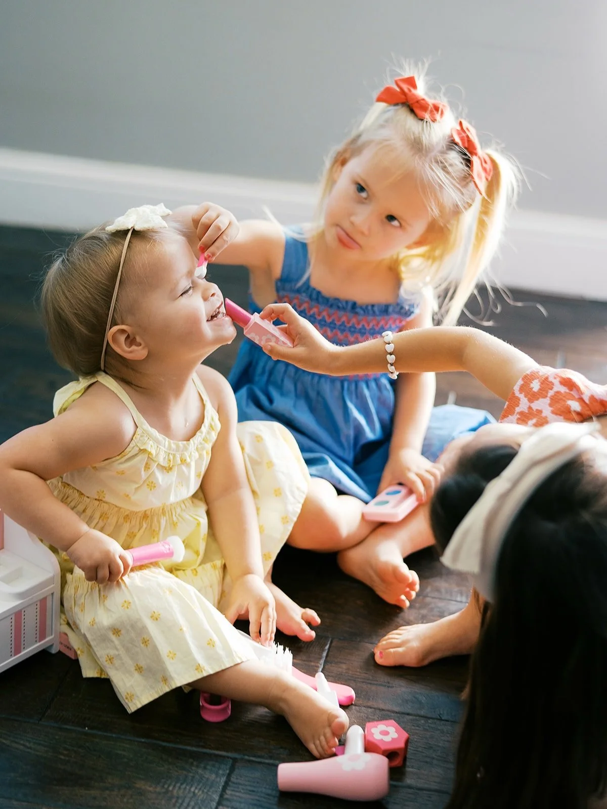 SUMMER OF GIRLHOOD. 

That&rsquo;s what we were capturing. Summer at home with these sweet sisters who love make-up, dance parties, costumes, and bubbles. 

These sessions are all about YOU and YOUR family rhythms. Not what&rsquo;s cool or trendy at 