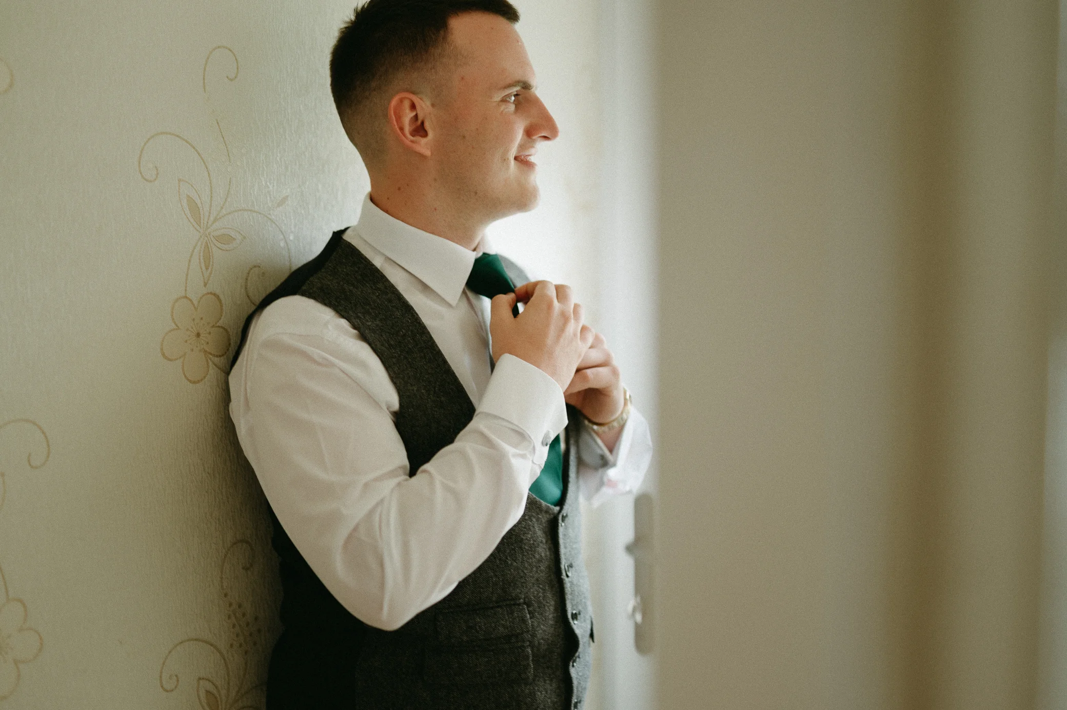 Wendy&Emmet_DerryWeddingPhotographer-3.jpg