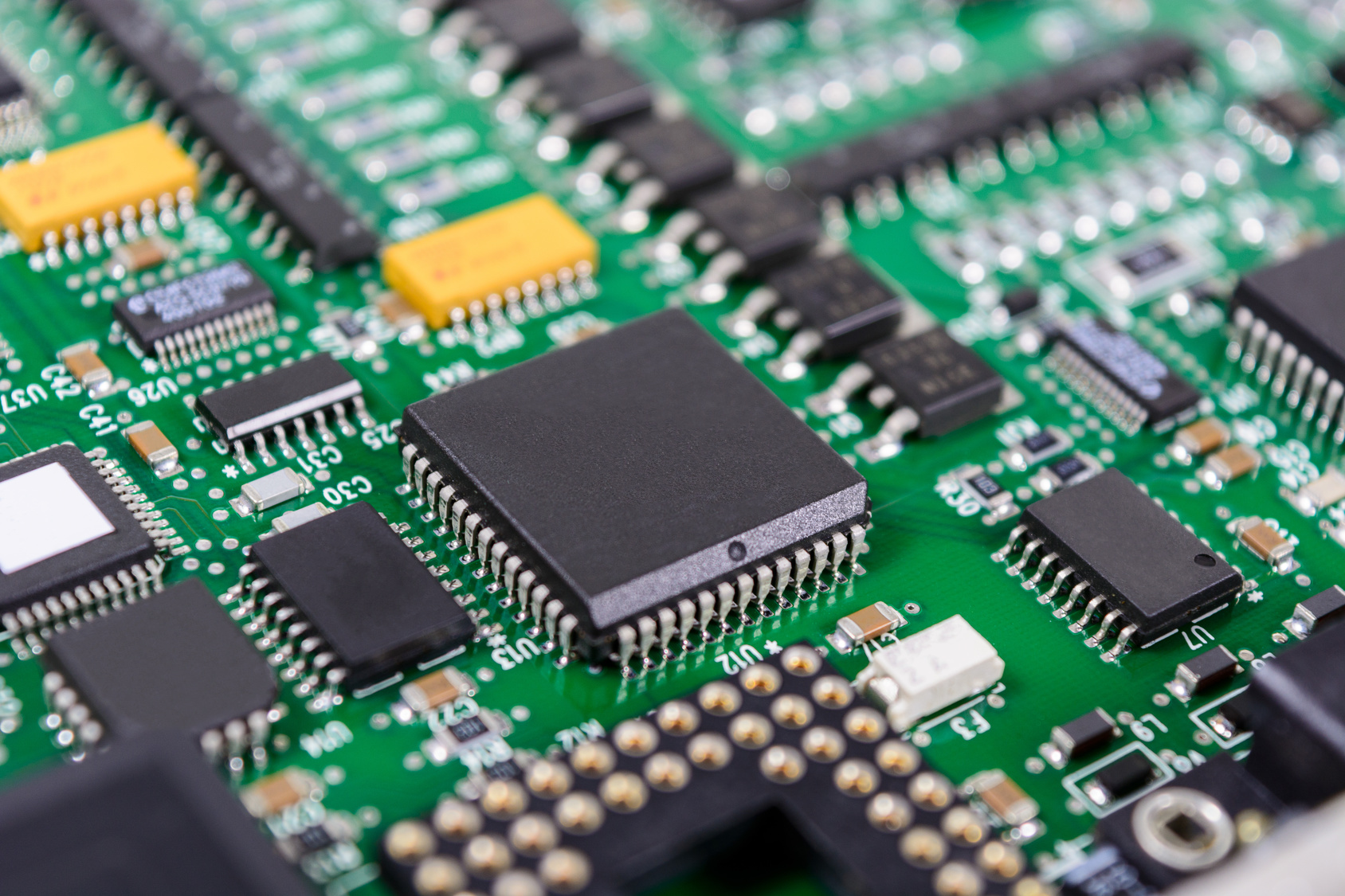 Andrew-Technologies_How-to-Identify-Computer-Board-Parts_Image-2.jpg