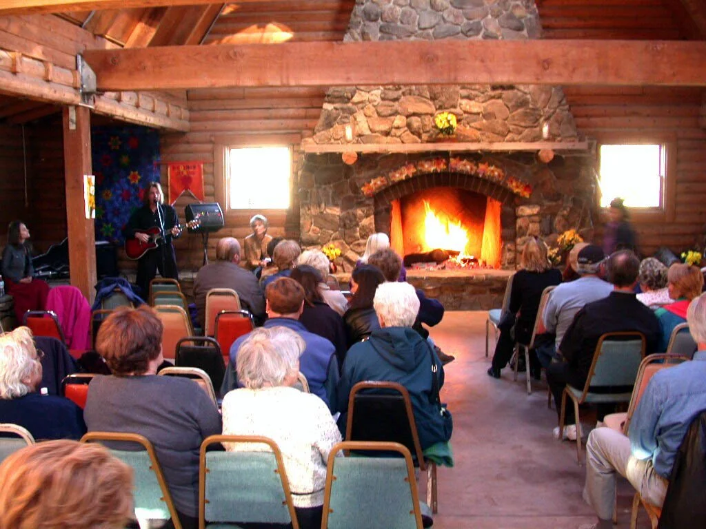 DSCN1730 lodge& karl&wendy.JPG