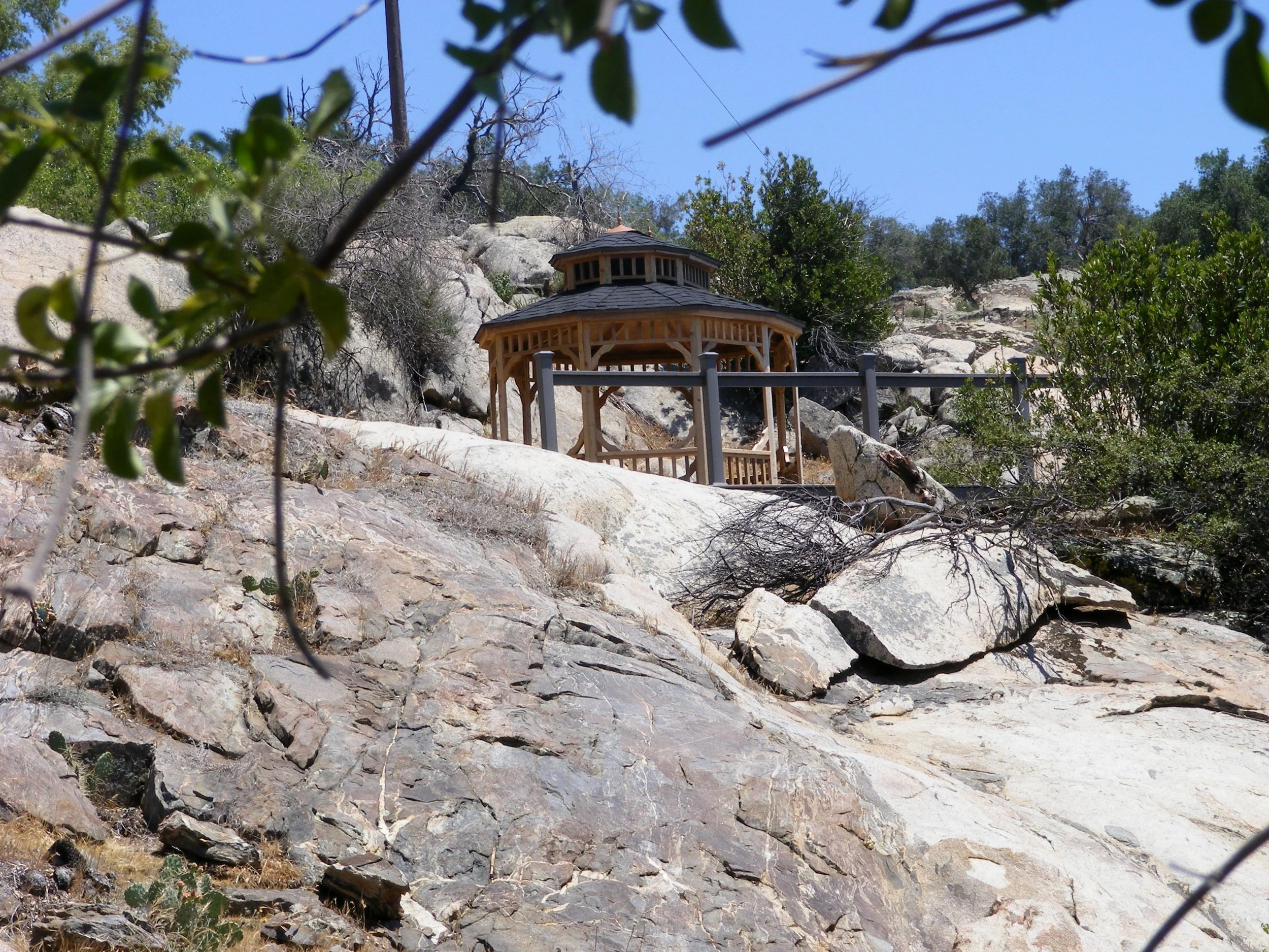 Upper GazeboDSCF0195.jpg