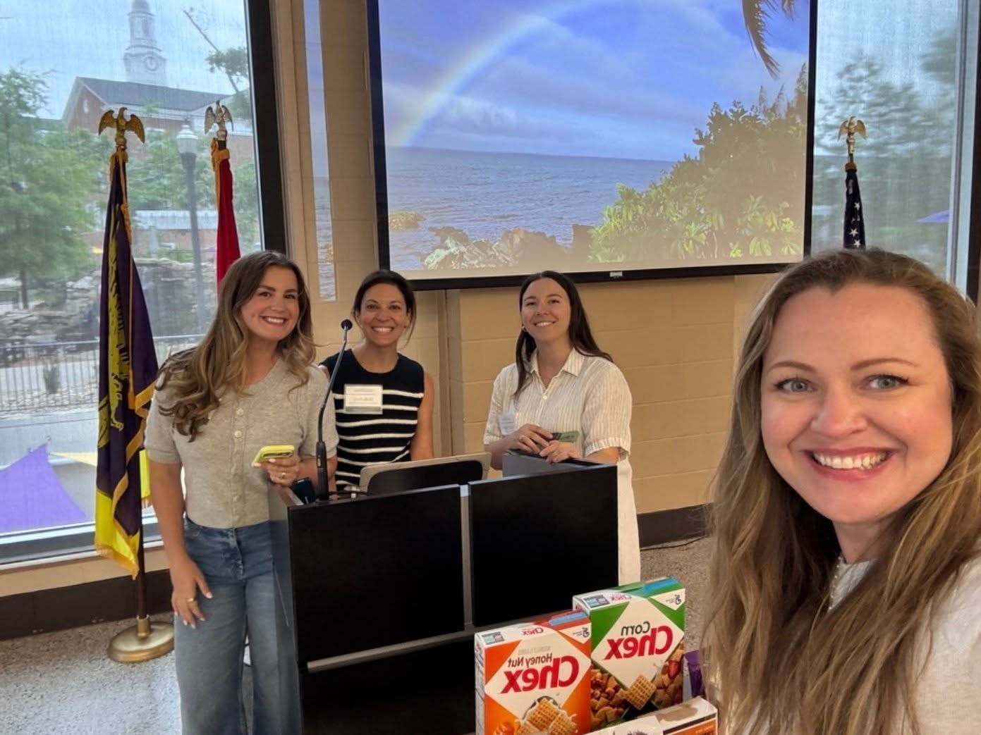 🌟 NNP in the community 🙌 

A few of our dietitians recently had the opportunity to connect with students, faculty, and employees through a nutrition summit at Tennessee Tech, and a workplace health fair at Hayward Industries. We answered questions,