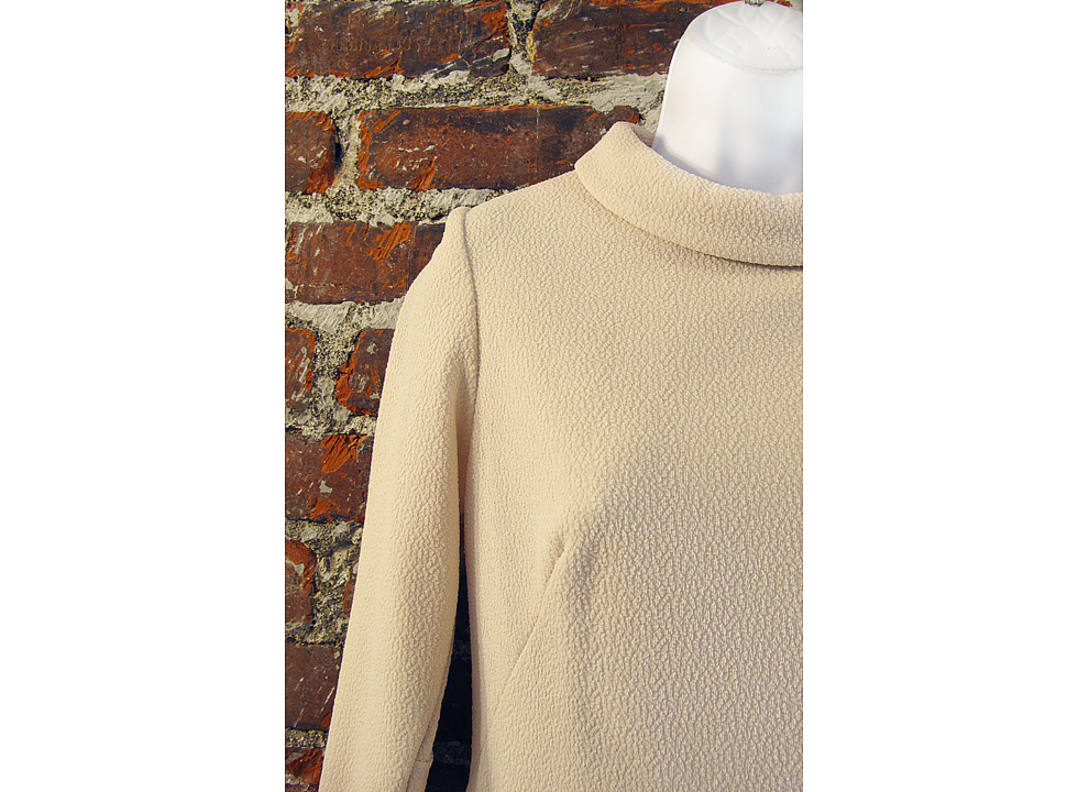 beige_poly_texured_dress_02.png