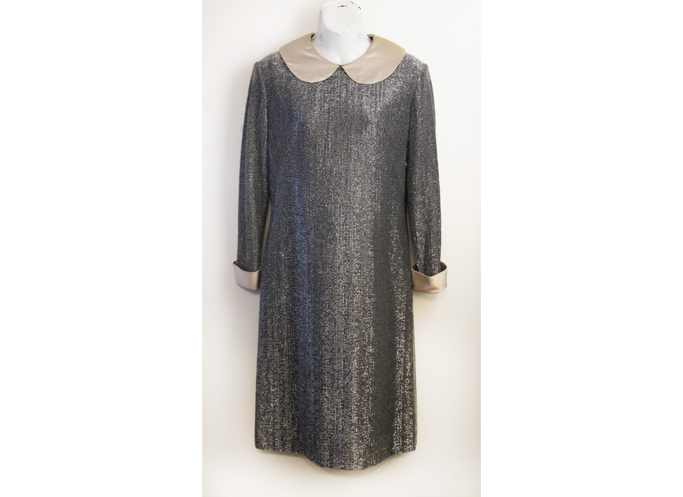 60s_silver_peterpan_collar_dress_01.png