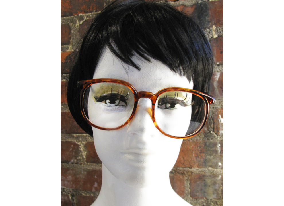 deadstock_80s_clear_glasses_01.png