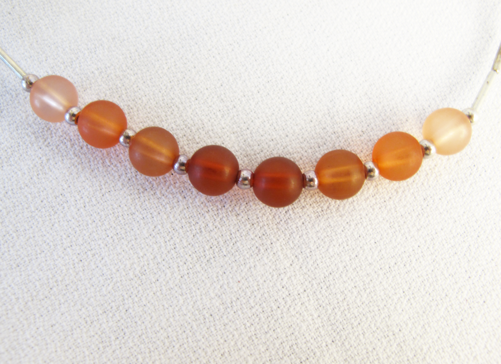 beaded_choaker_rust_01.png